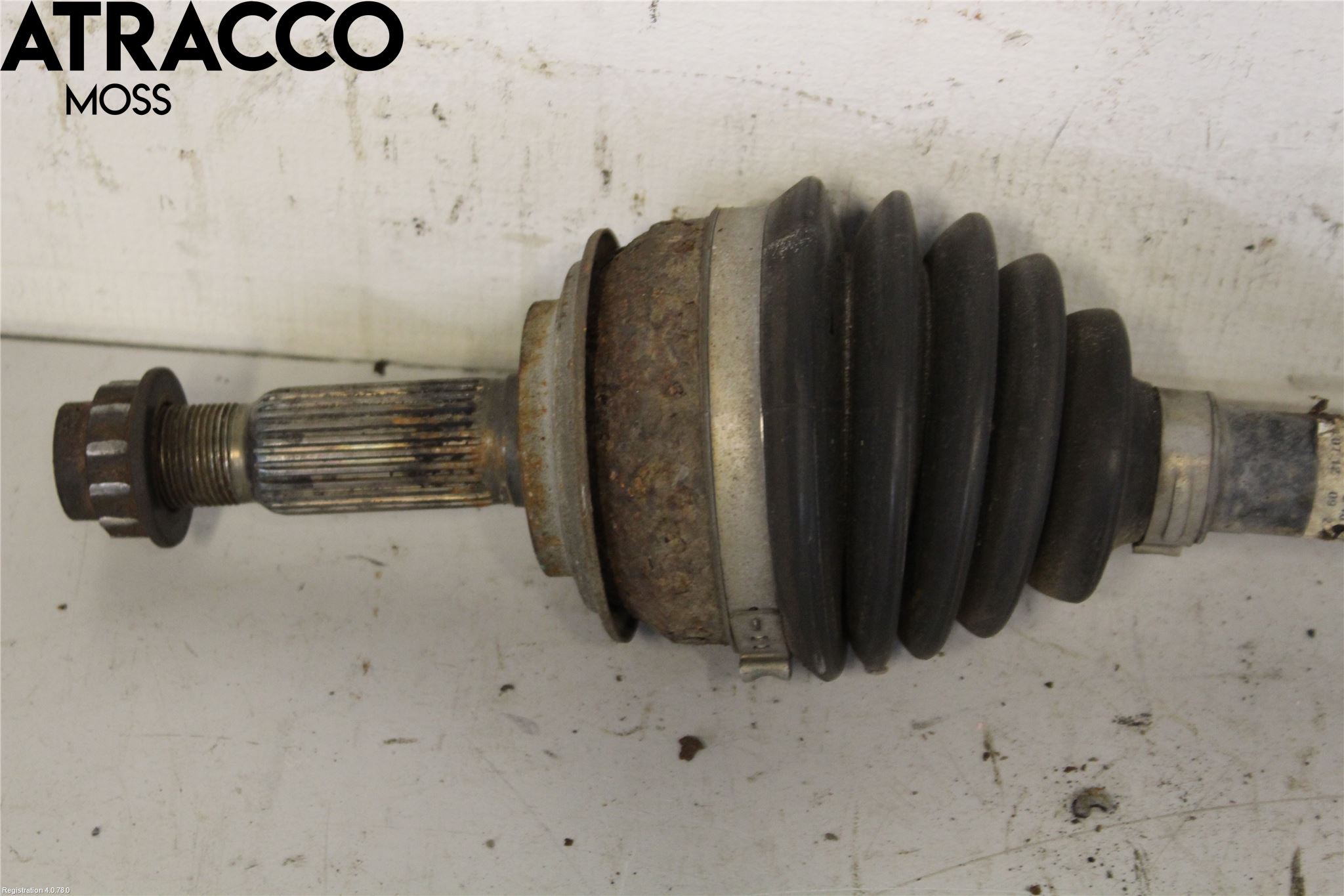 Toyota YARIS XP130 12-14 Drivaxel Fram Höger