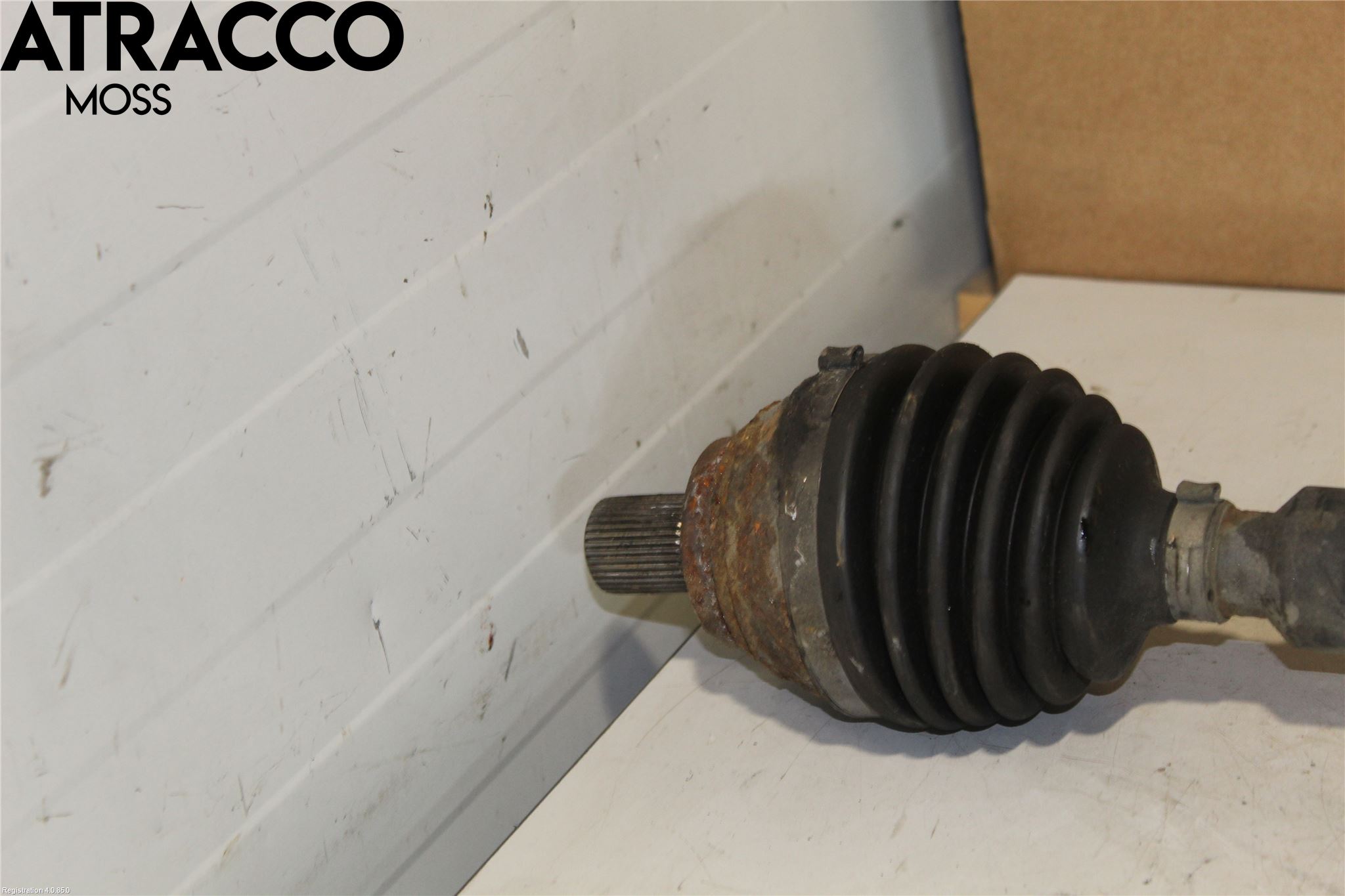 Volkswagen VW GOLF VI 09-13 Drivaxel Fram Höger