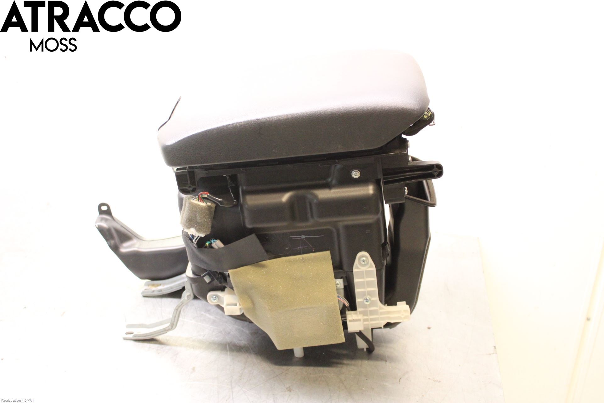 Toyota LANDCRUISER J150 10-23 Inr Tunnelfack