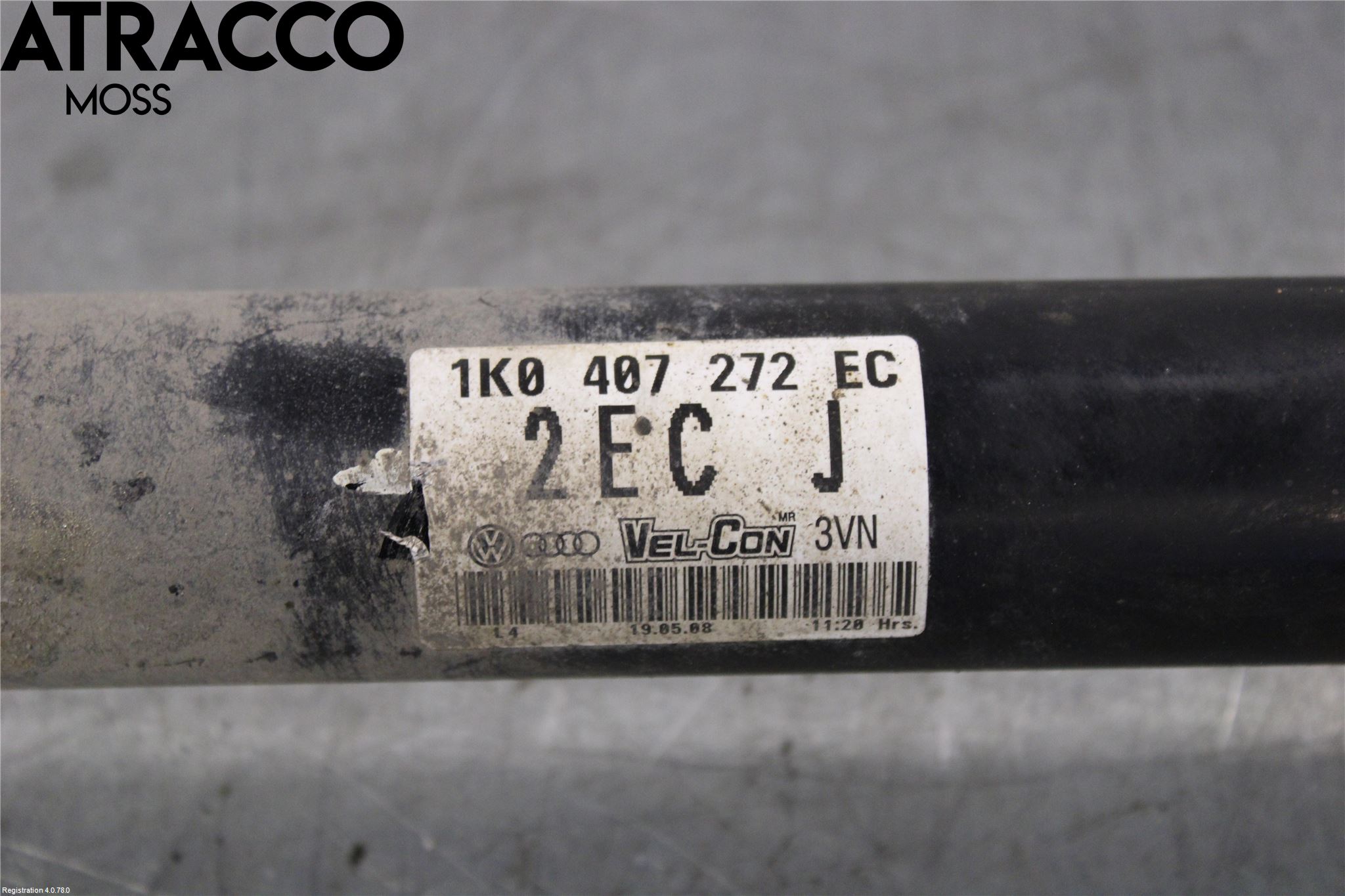 Volkswagen VW GOLF V 04-09 Drivaxel Fram Höger