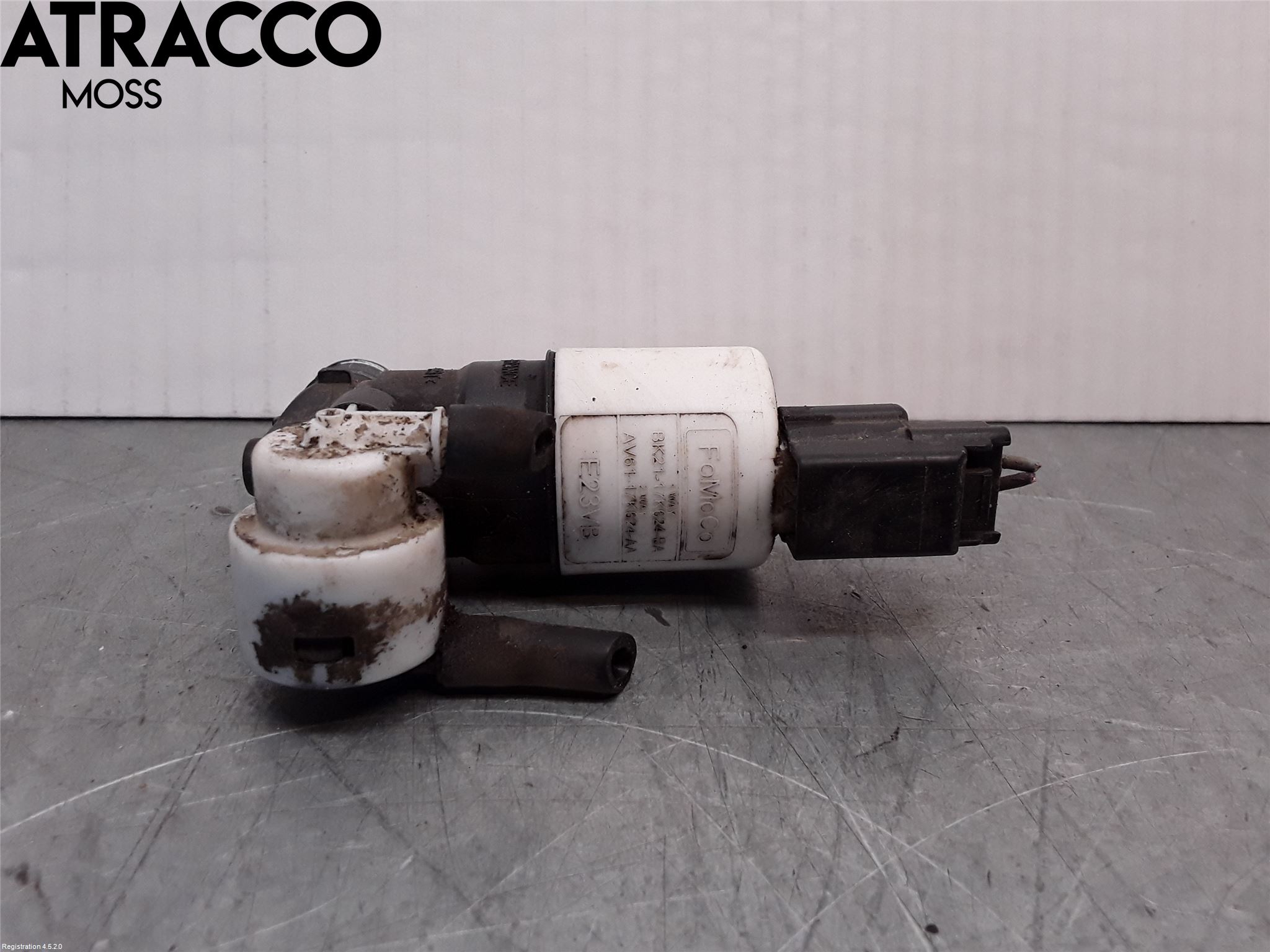 Volvo V60 11-13 Spolarpump Vindruta