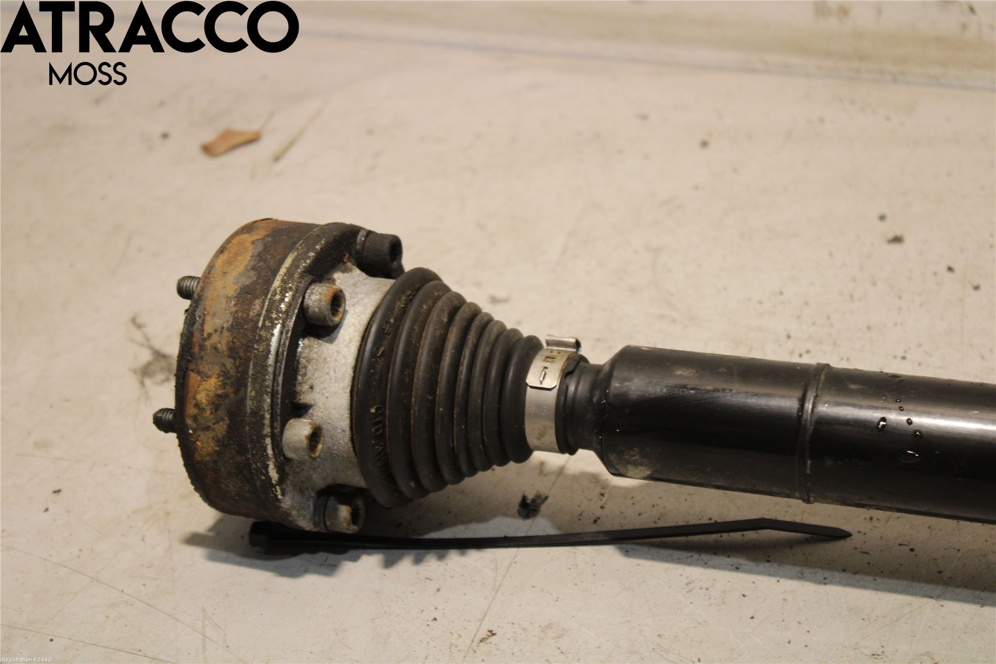 Volkswagen VW GOLF PLUS/CROSS GOLF 04-14 Drivaxel Fram Höger