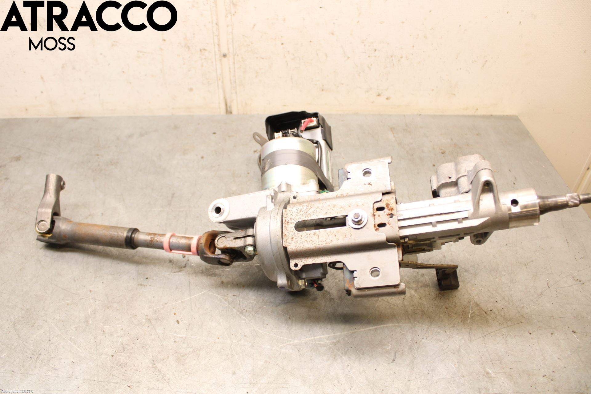 Toyota RAV4 13-18 Rattaxelagg Med Inb Servo