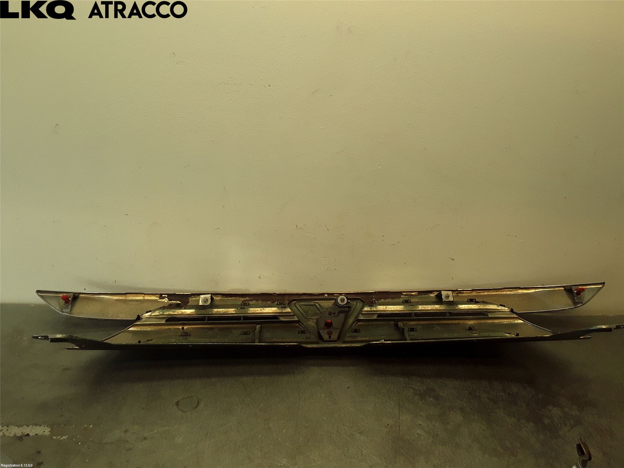 Mitsubishi OUTLANDER 13-21 Grill Komp