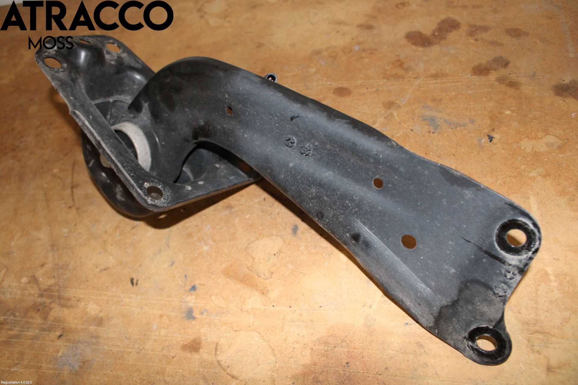 Volkswagen VW PASSAT 15-19 Bärarm Bak Höger