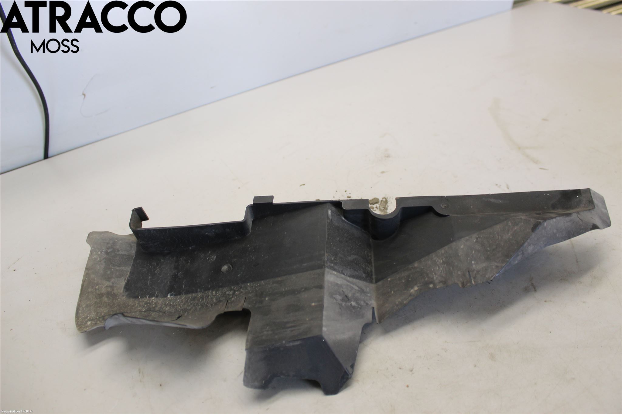Audi A6/S6     97-05 Deflektor Plåt-Plast Kylning