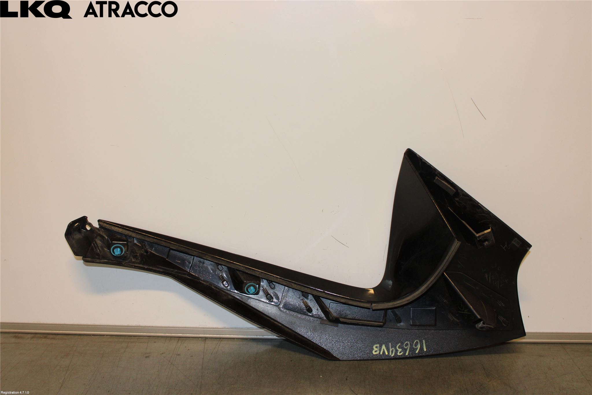 Nissan LEAF 18- Spoiler Baklucka