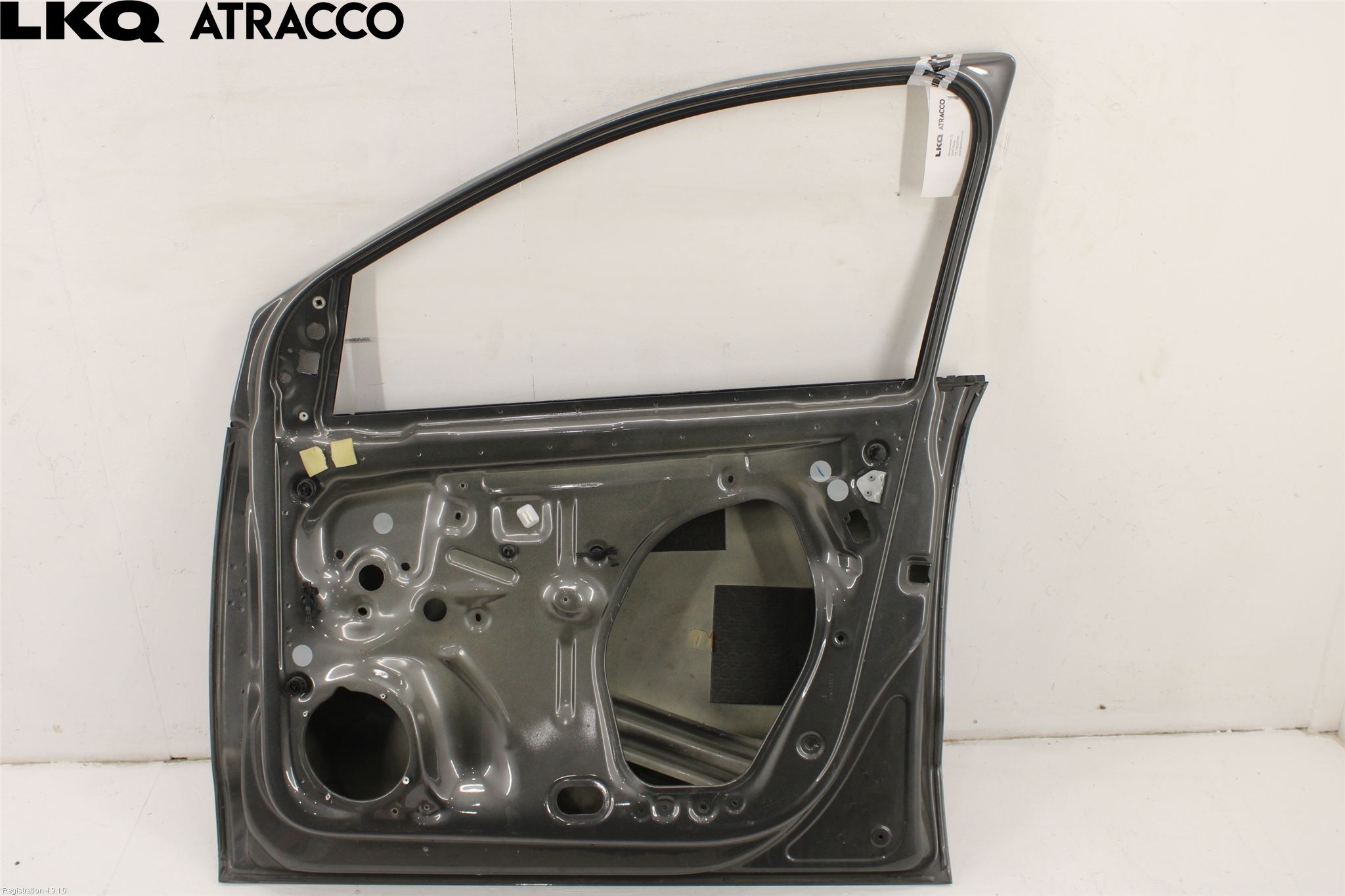 Volkswagen VW POLO 10-17 Dörr Fram Höger