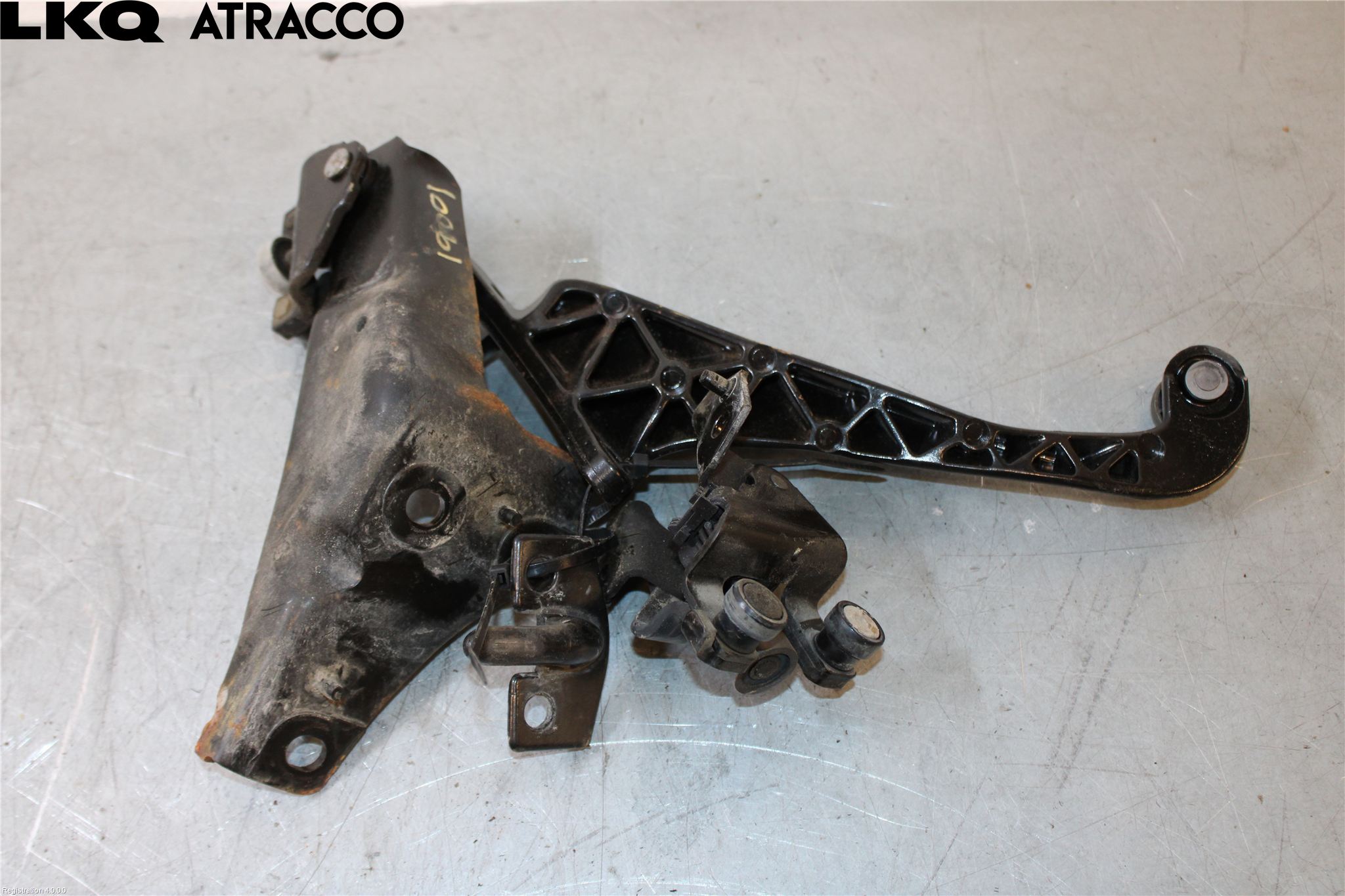 Peugeot PARTNER 16-18 Dörrgångjärn