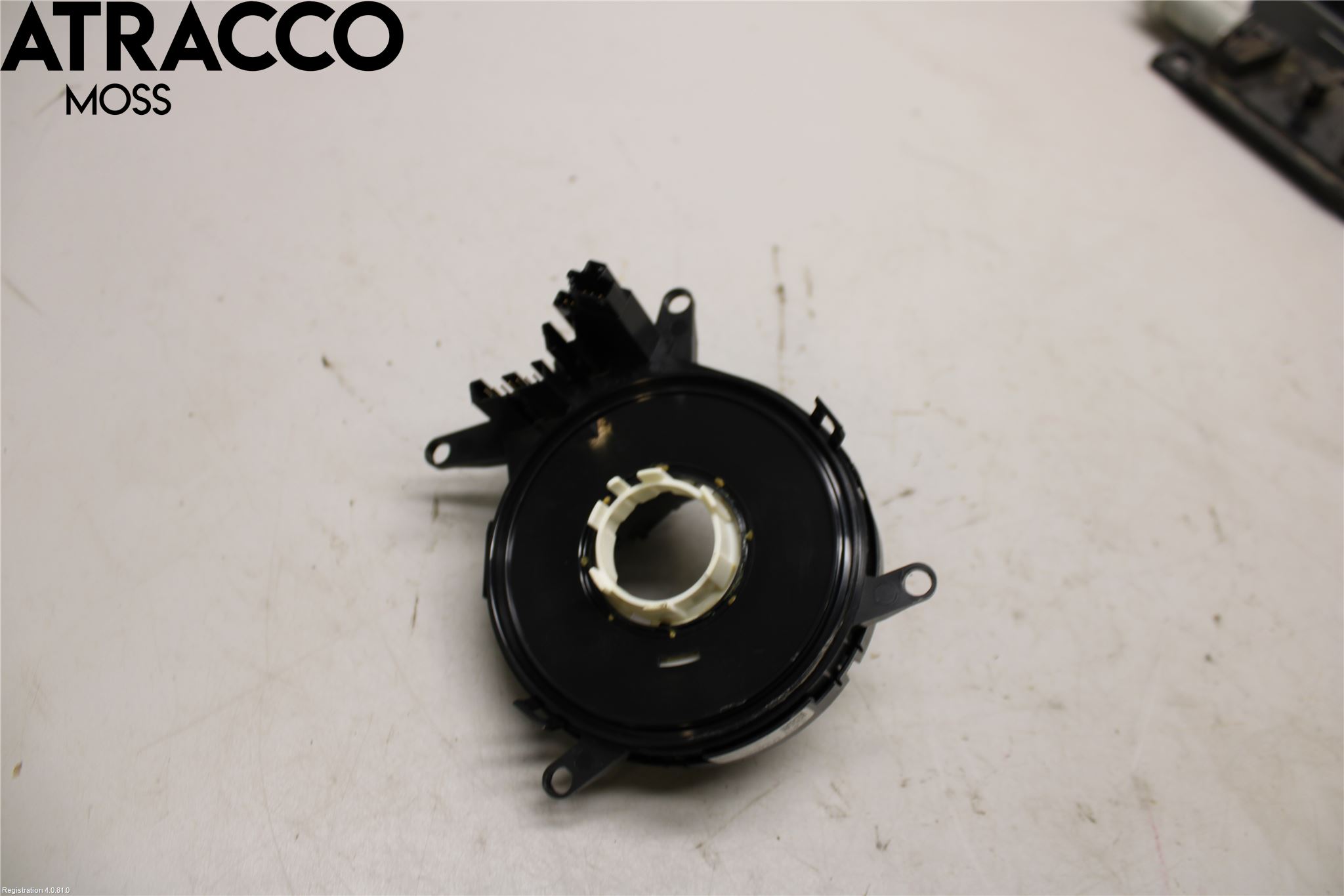 BMW 5 E60/61 Sed/Tou 02-10 Spak Konsoll-Fäste