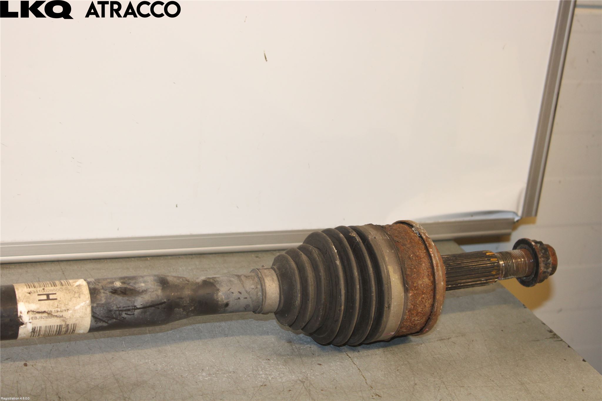 Toyota AURIS 13-19 Drivaxel Fram Höger