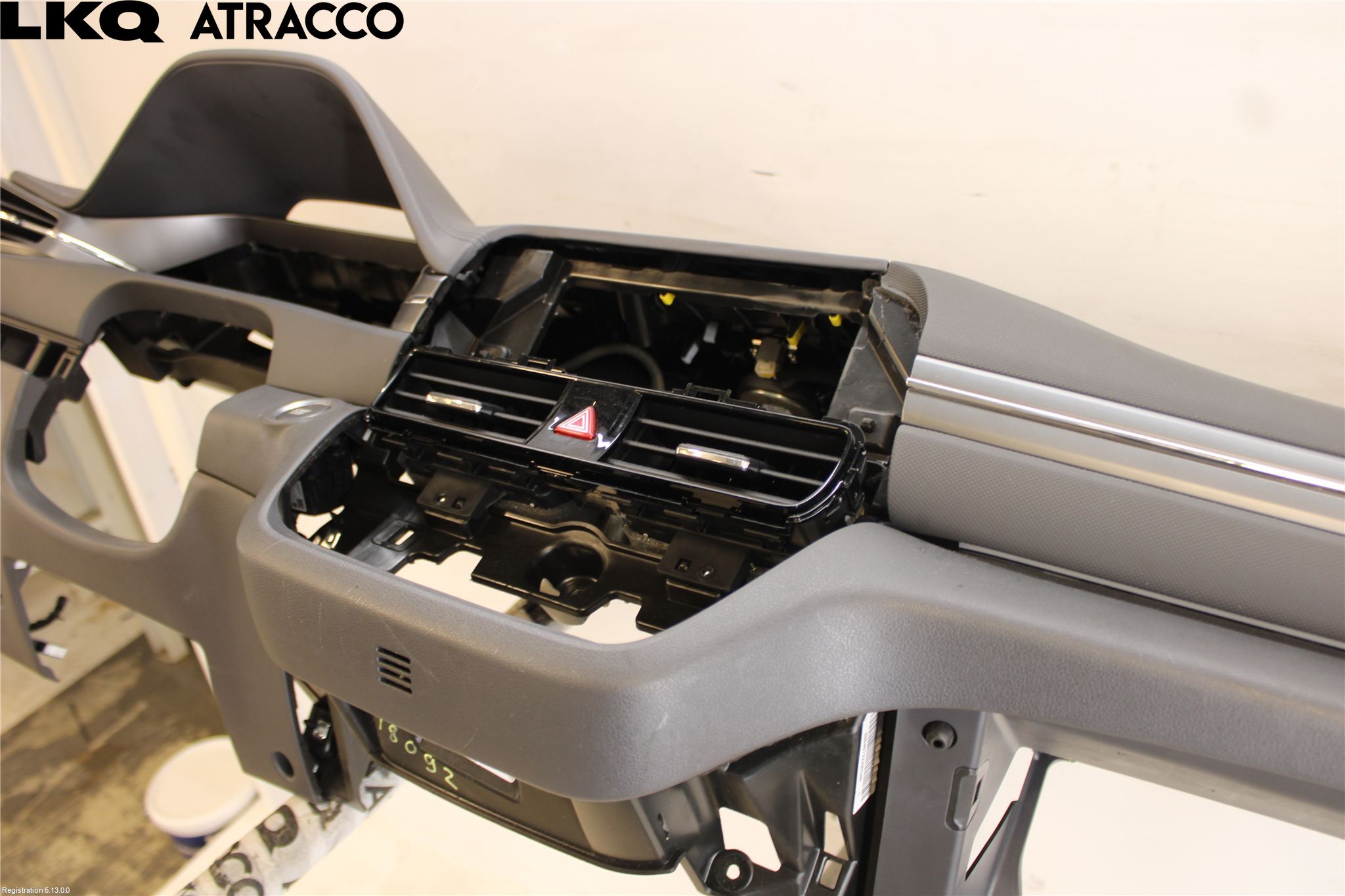 Hyundai IONIQ AE 17-22 Instrumentbräda