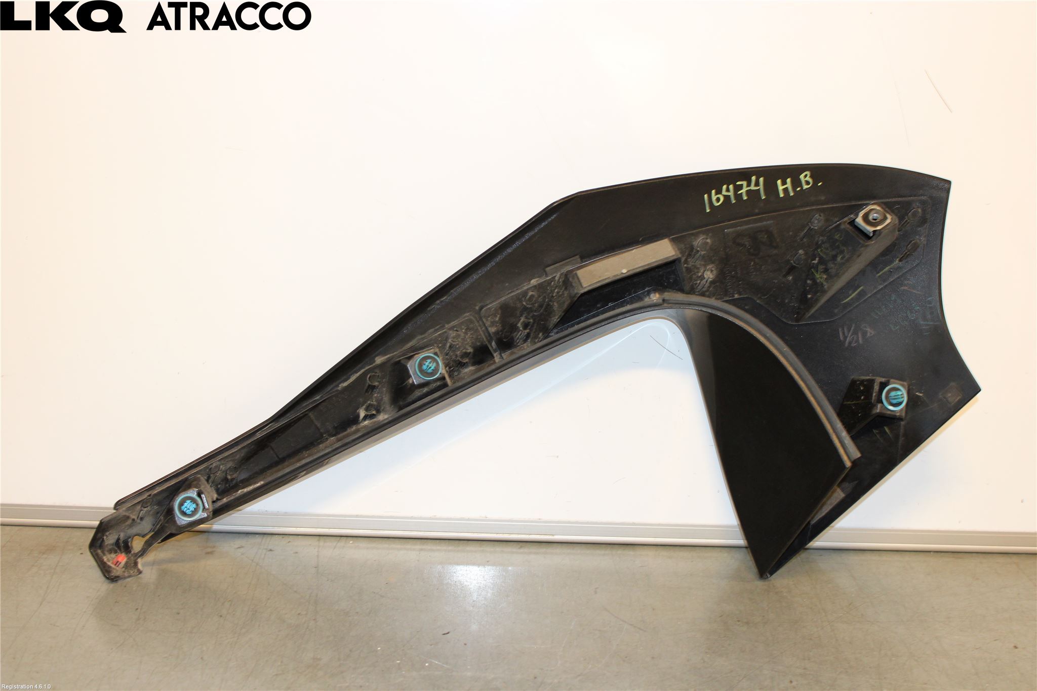 Nissan LEAF 18- Spoiler Baklucka