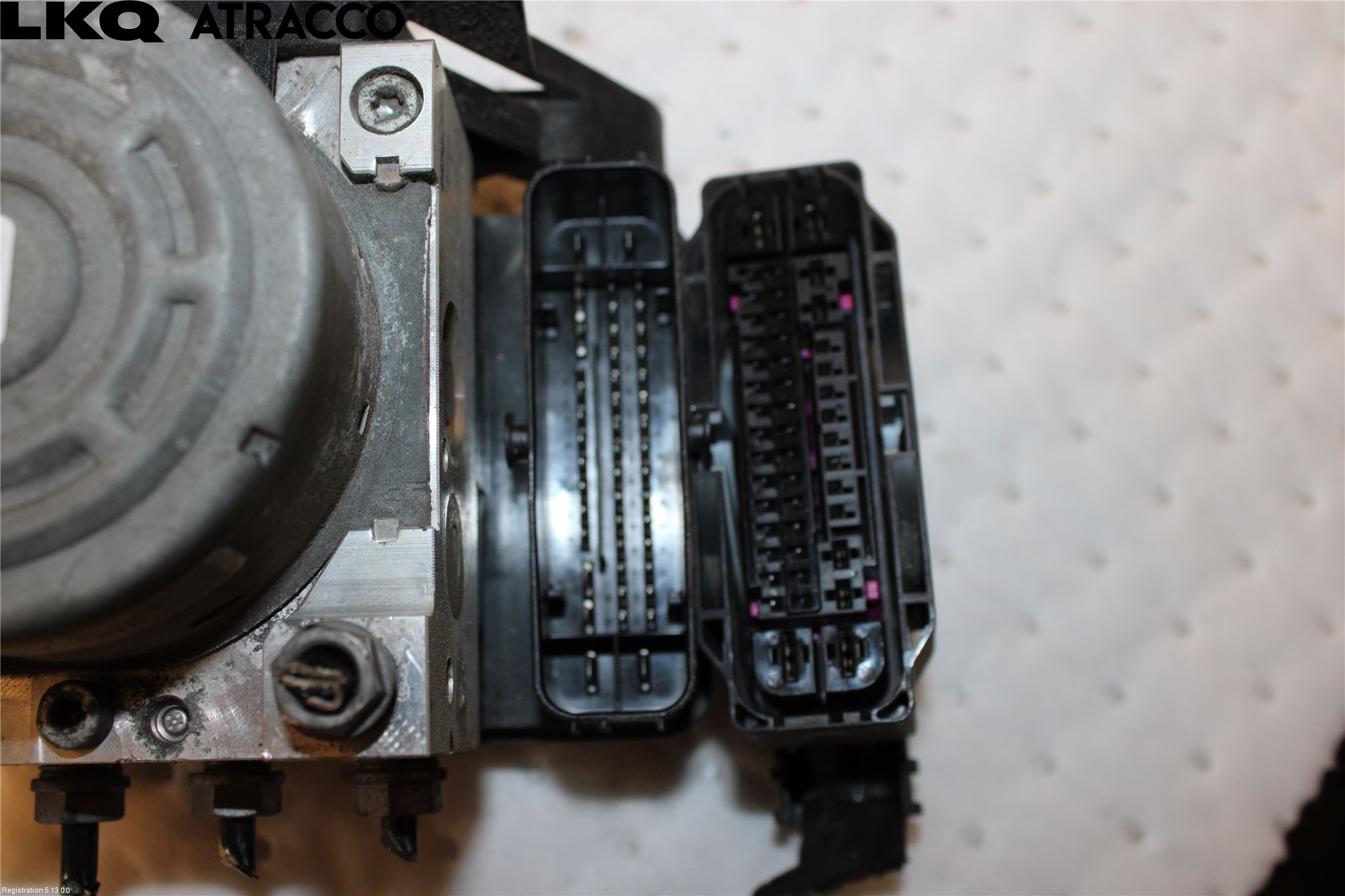 Volkswagen VW PASSAT 15-19 Abs Hydraulaggregat