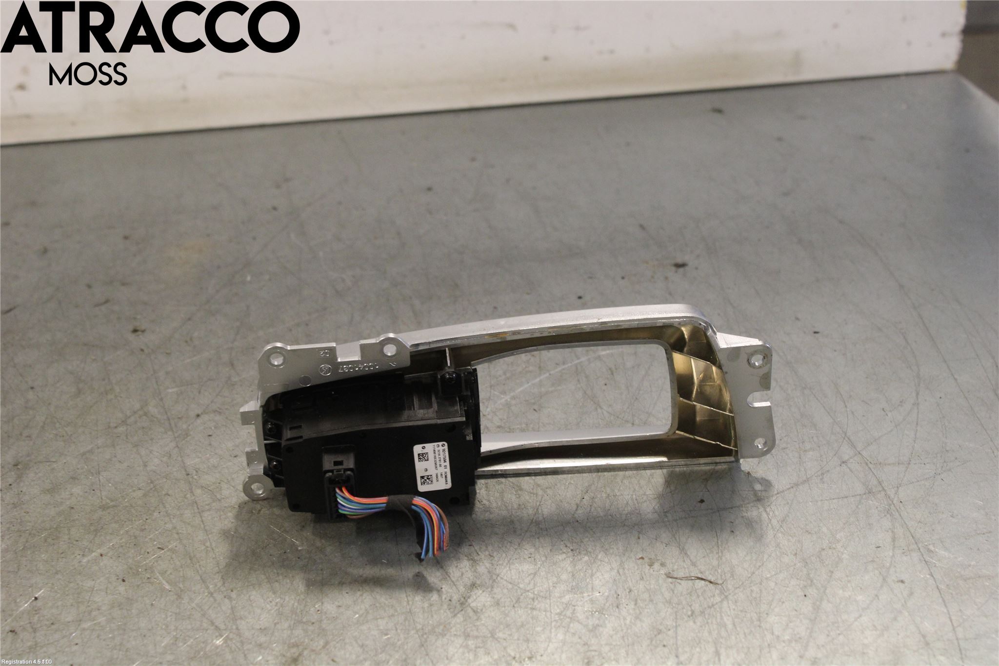 BMW 5 F10/F11/F18 09-17 Strömställare Parkeringsbroms