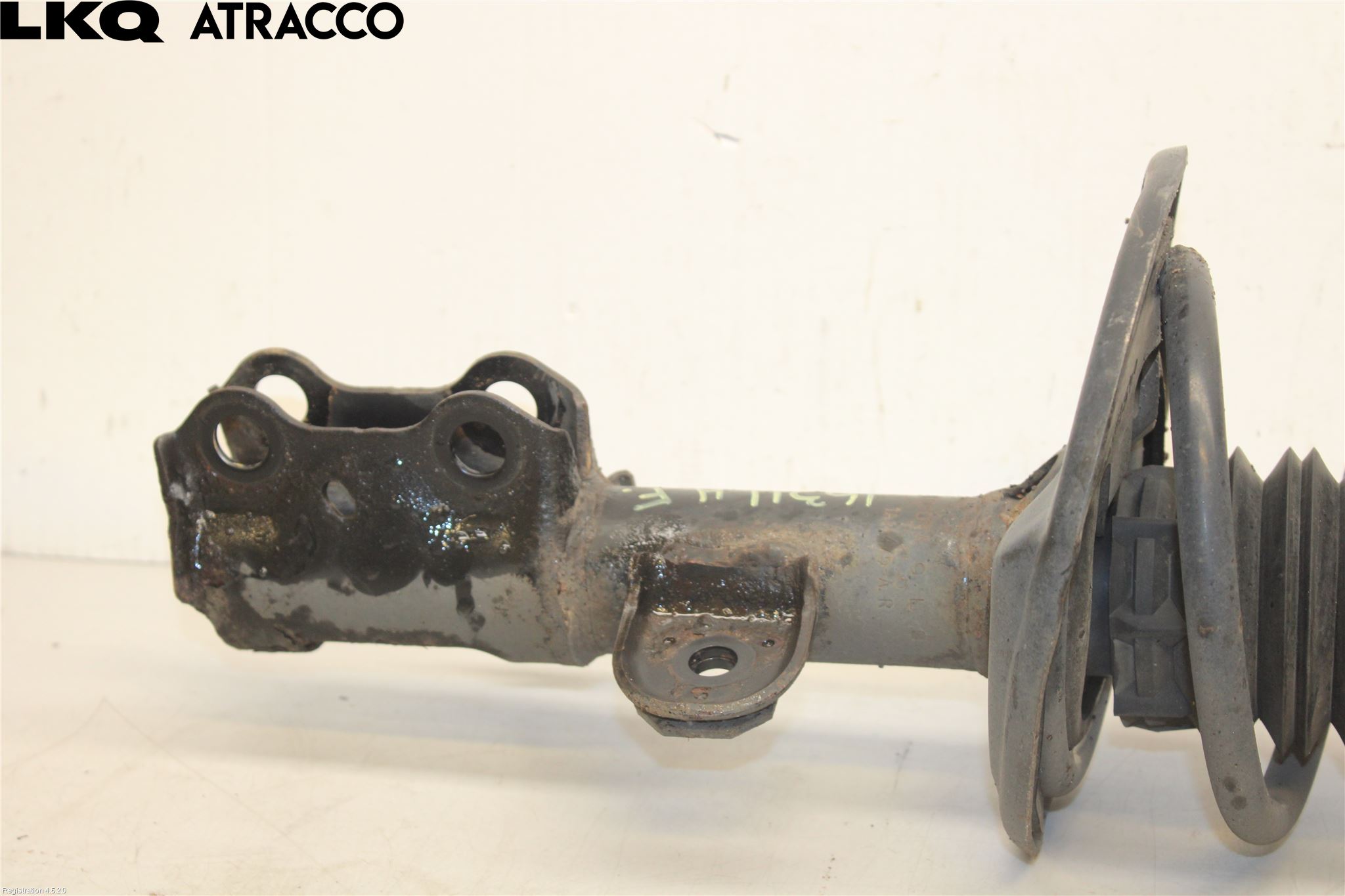 Toyota PRIUS+ ZVW40 12-20 Fjäderben Fram Höger