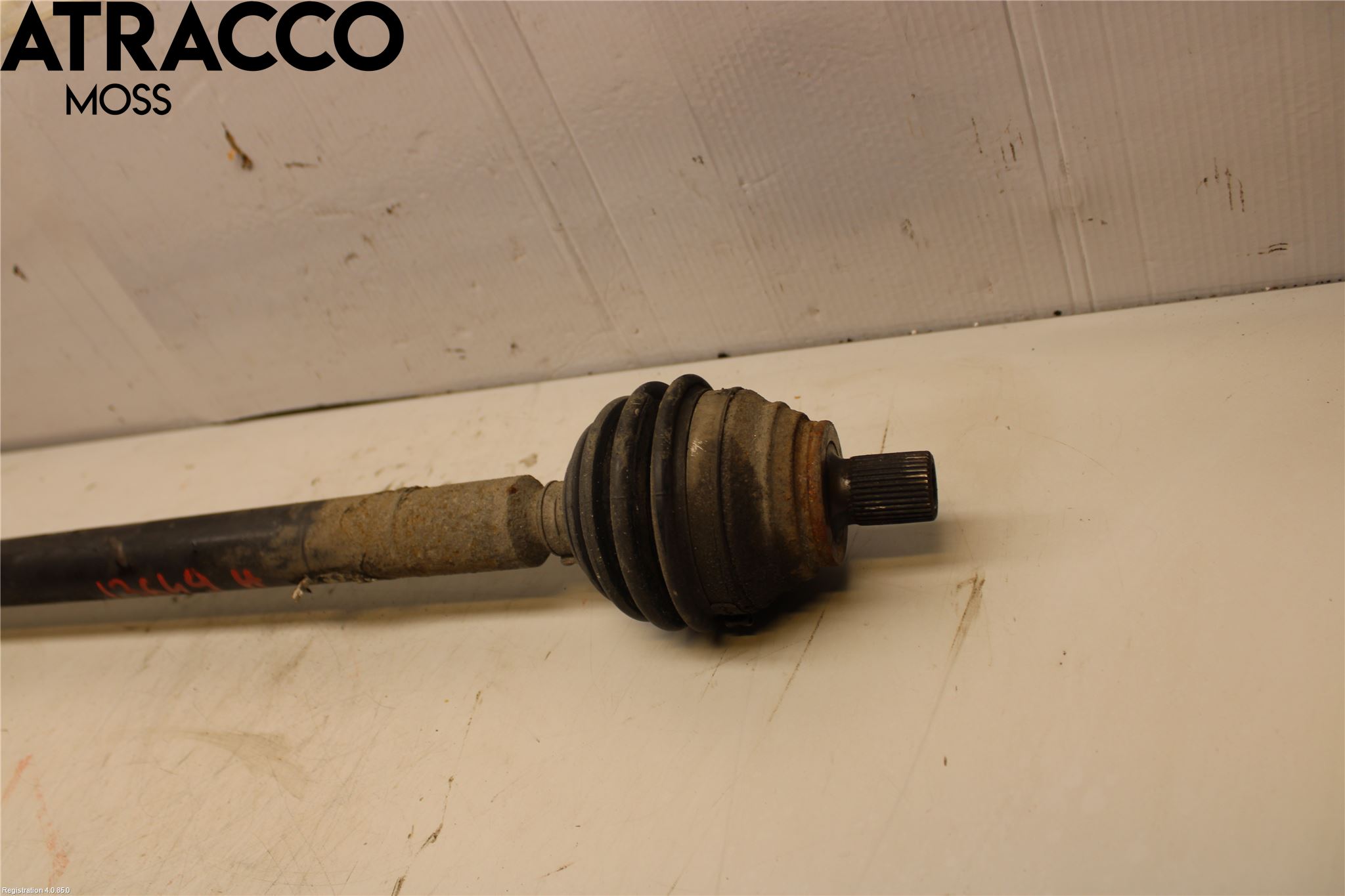 Volkswagen VW PASSAT 05-11 Drivaxel Fram Höger