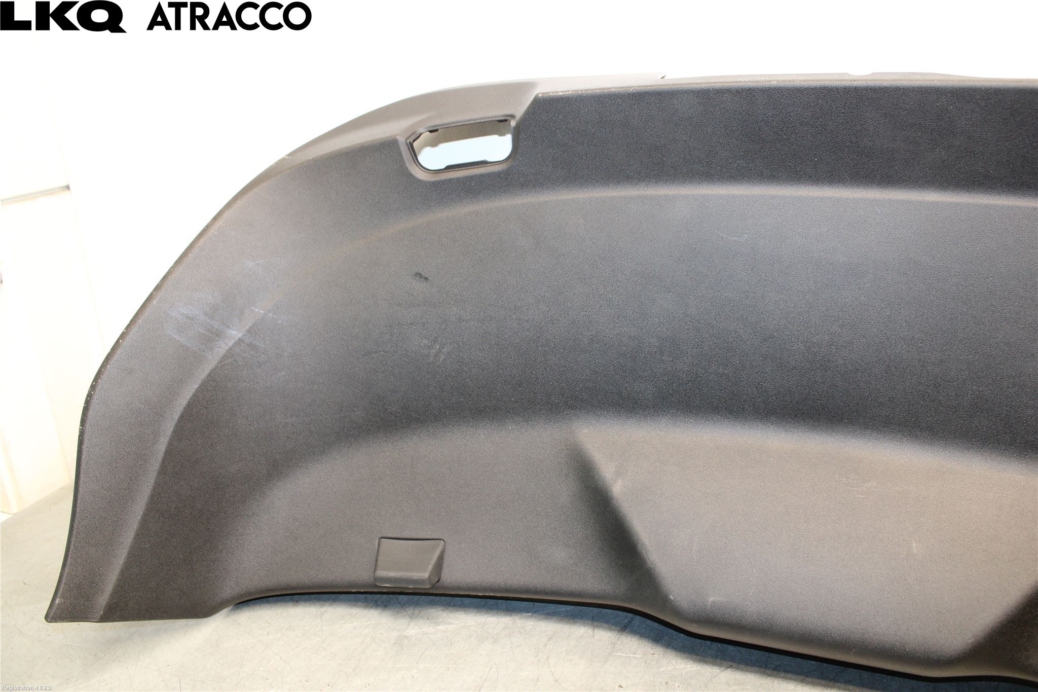 Porsche TAYCAN 20- Inredning Bakluckeklädsel