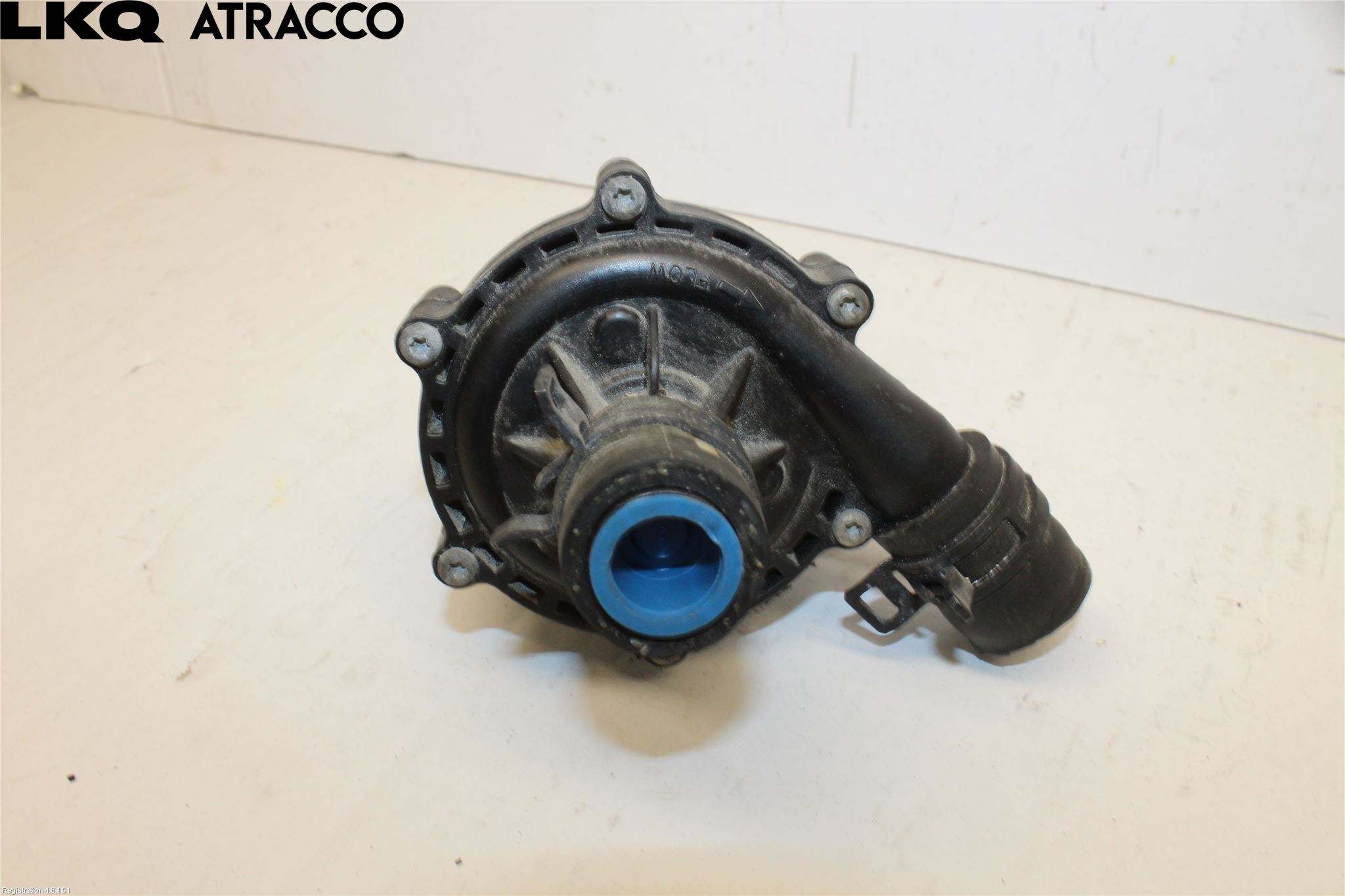 Tesla MODEL S 13- Vattenpump