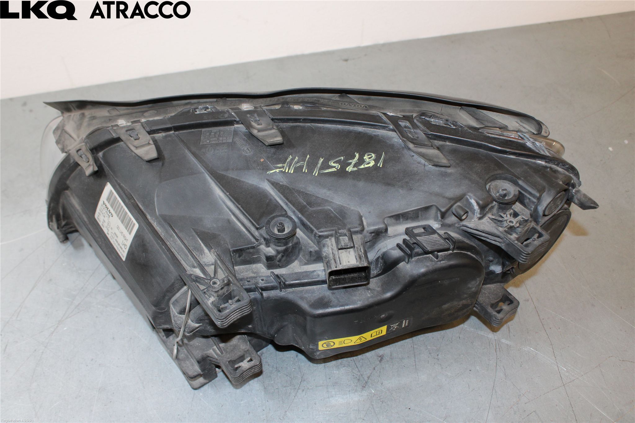 Volvo V70 08-13 Strålkastare Höger