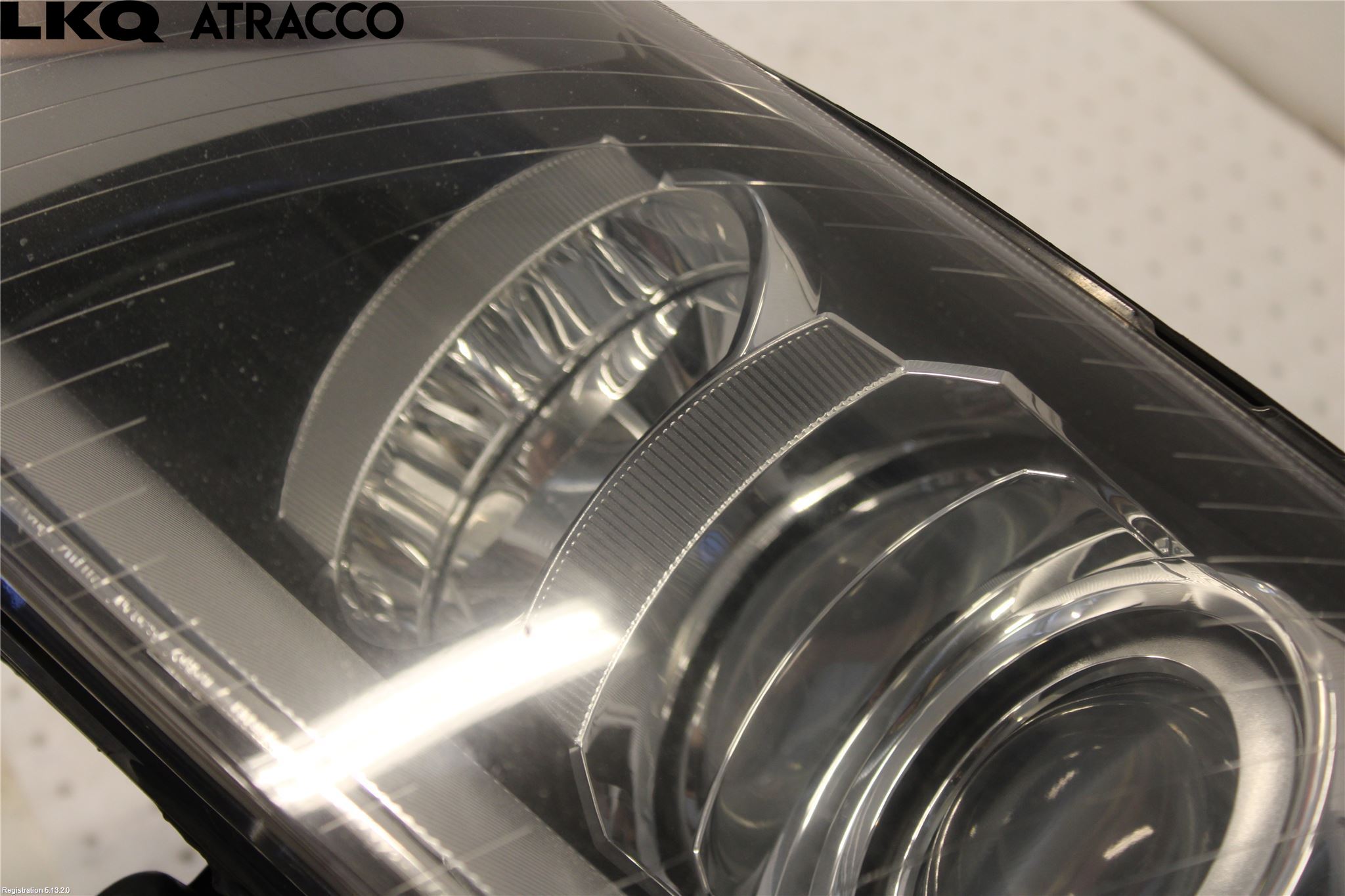 Audi A6/S6     05-11 Strålkastare Vänster
