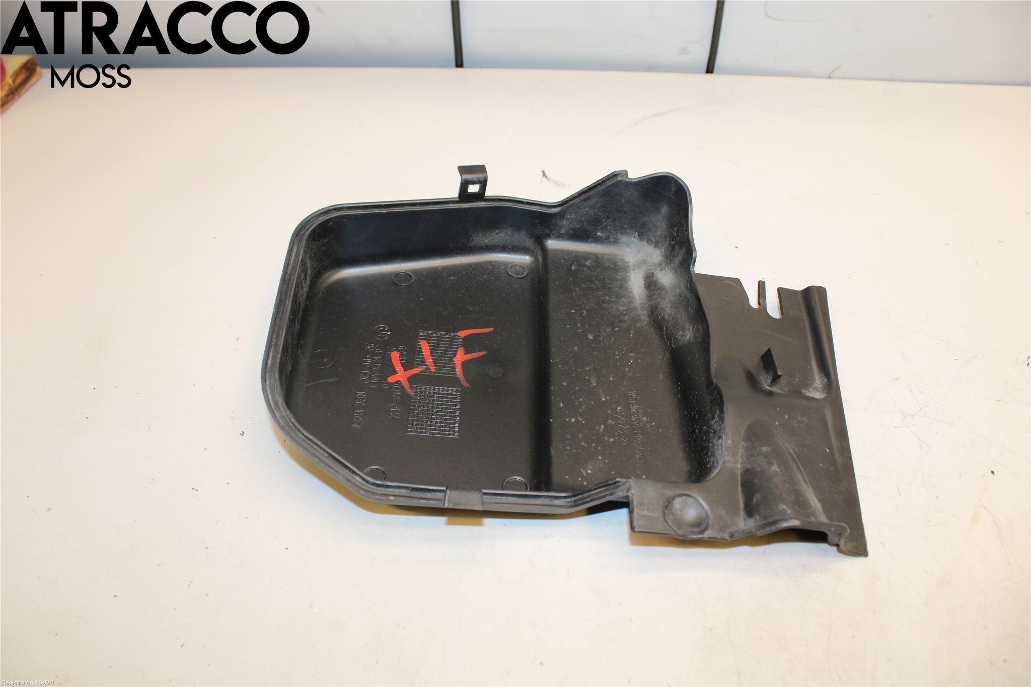BMW 3 E90/91 SED/TOU 05-12 Torpedplåt-Torpedplast