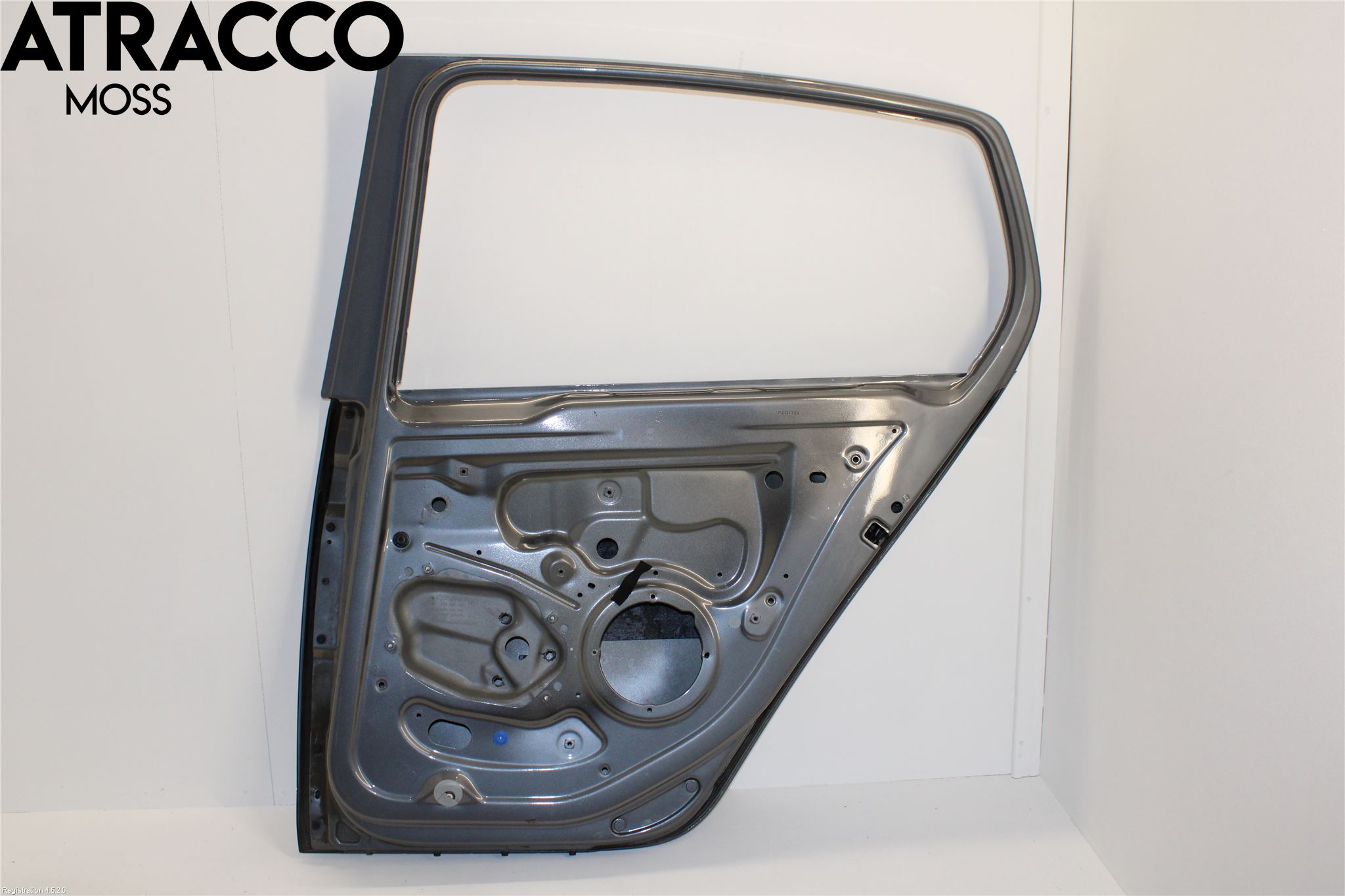 Volkswagen VW GOLF V 04-09 Dörr Bak Höger