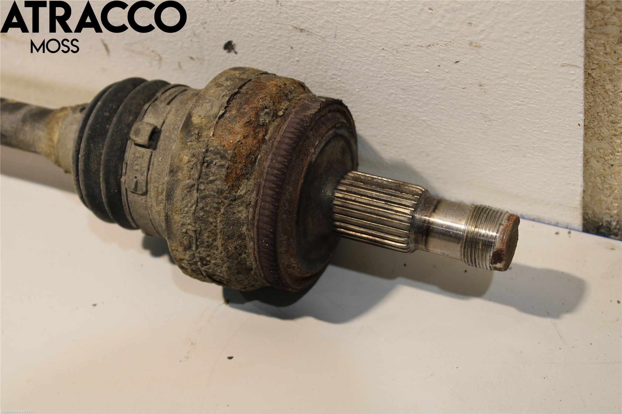 Mercedes-Benz MB E-KLASS (W212) 09-16 Drivaxel Bak Vänster