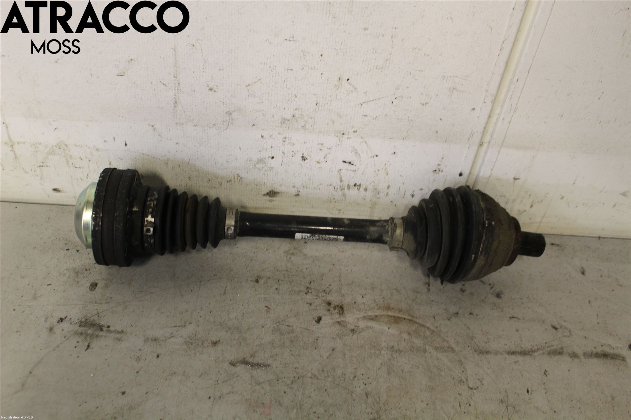 Volkswagen VW CADDY 16-20 Drivaxel Fram Vänster