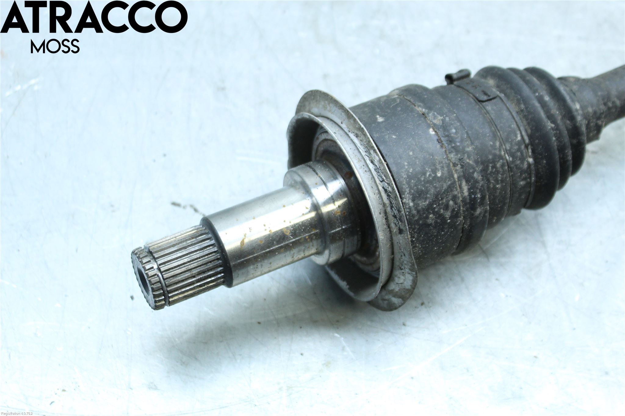 Mercedes-Benz MB E-KLASS (W213) 16-23 Drivaxel Bak Höger