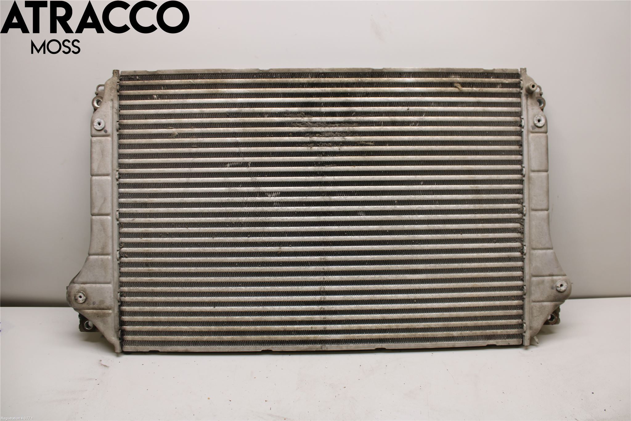 Toyota AVENSIS 03-06 Laddluft-Intercooler Kyl