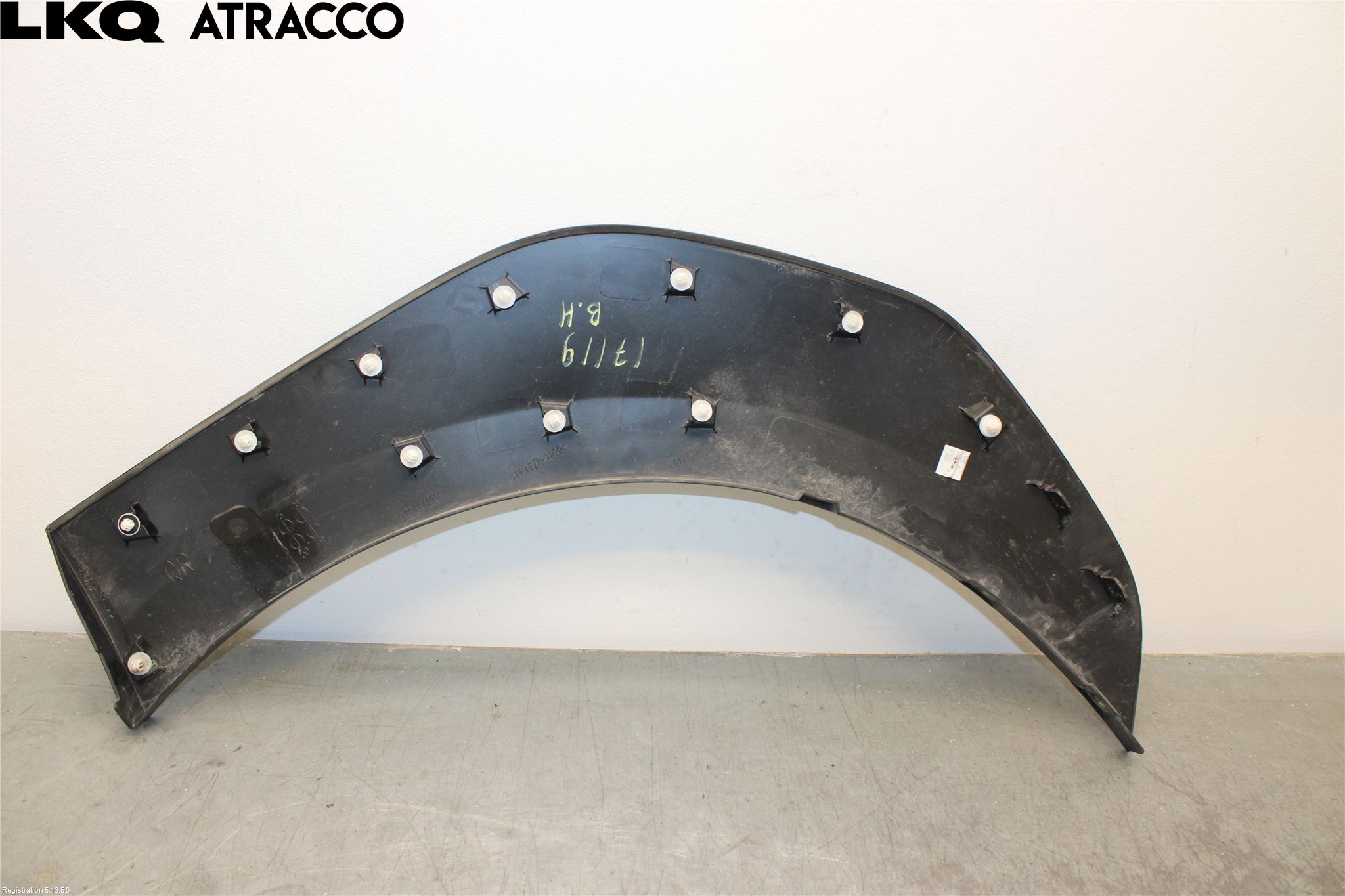 Toyota bZ4X EA10 22- List Skärmkant
