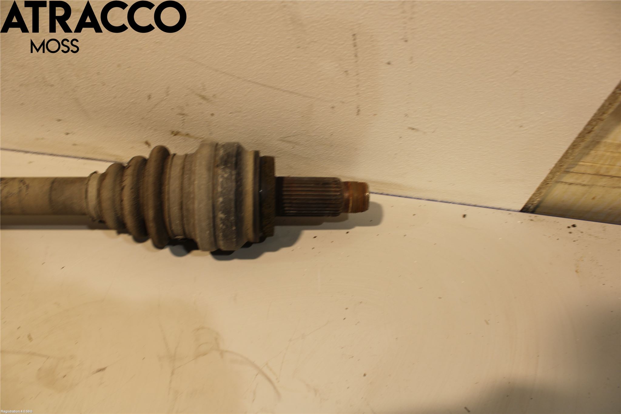 BMW 5 F10/F11/F18 09-17 Drivaxel Bak Höger