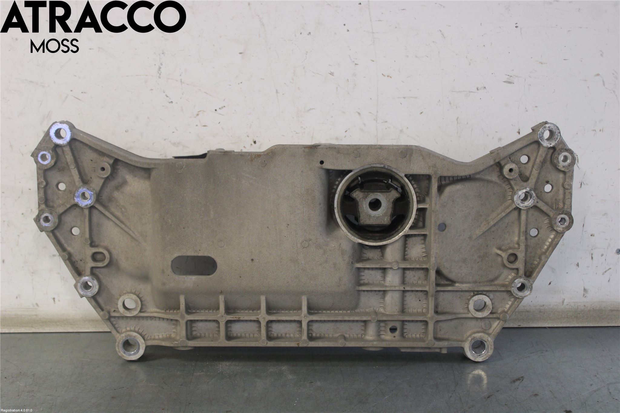 Volkswagen VW GOLF V 04-09 Framvagnsbalk