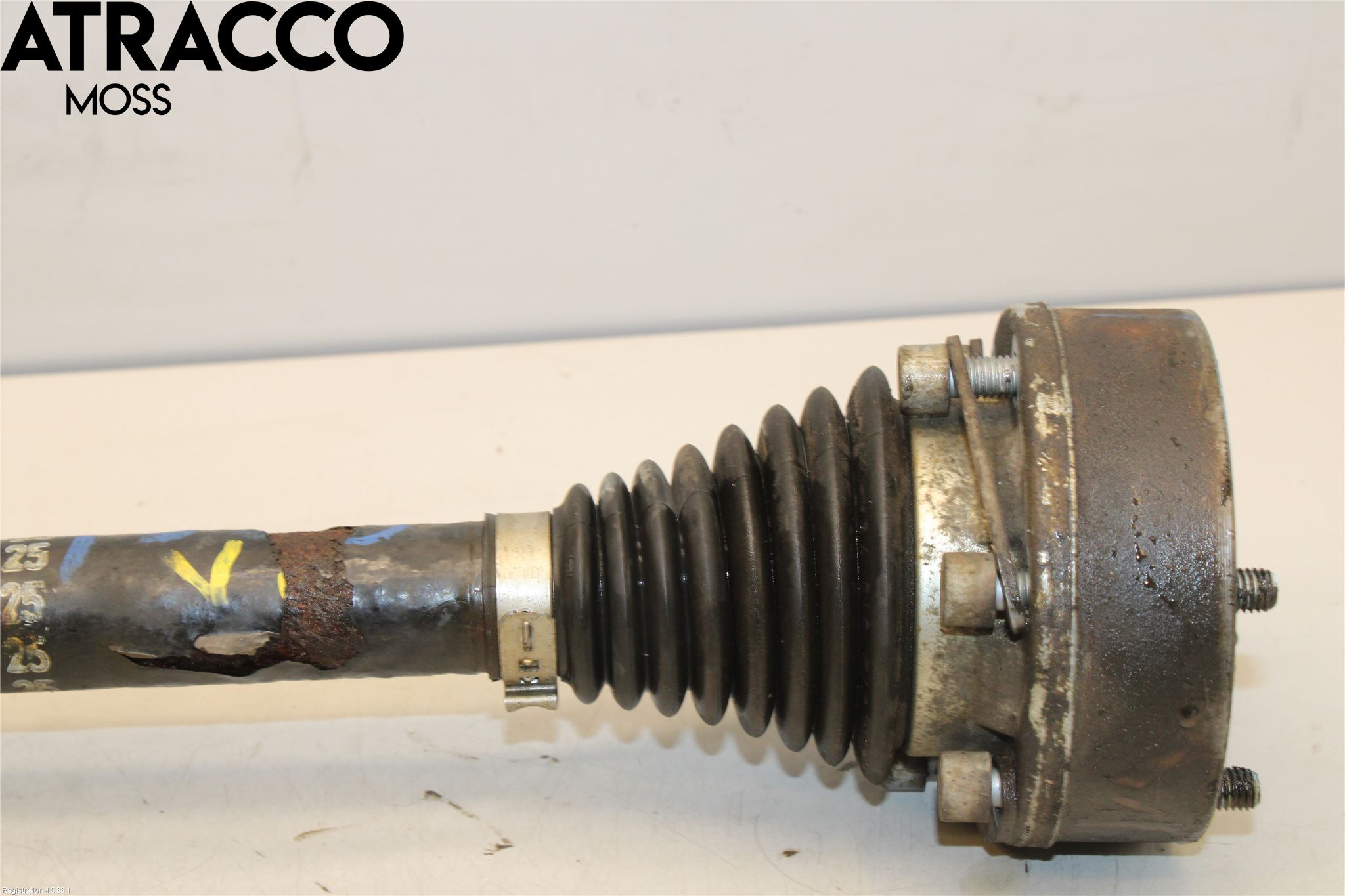 Volkswagen VW GOLF VI 09-13 Drivaxel Fram Vänster