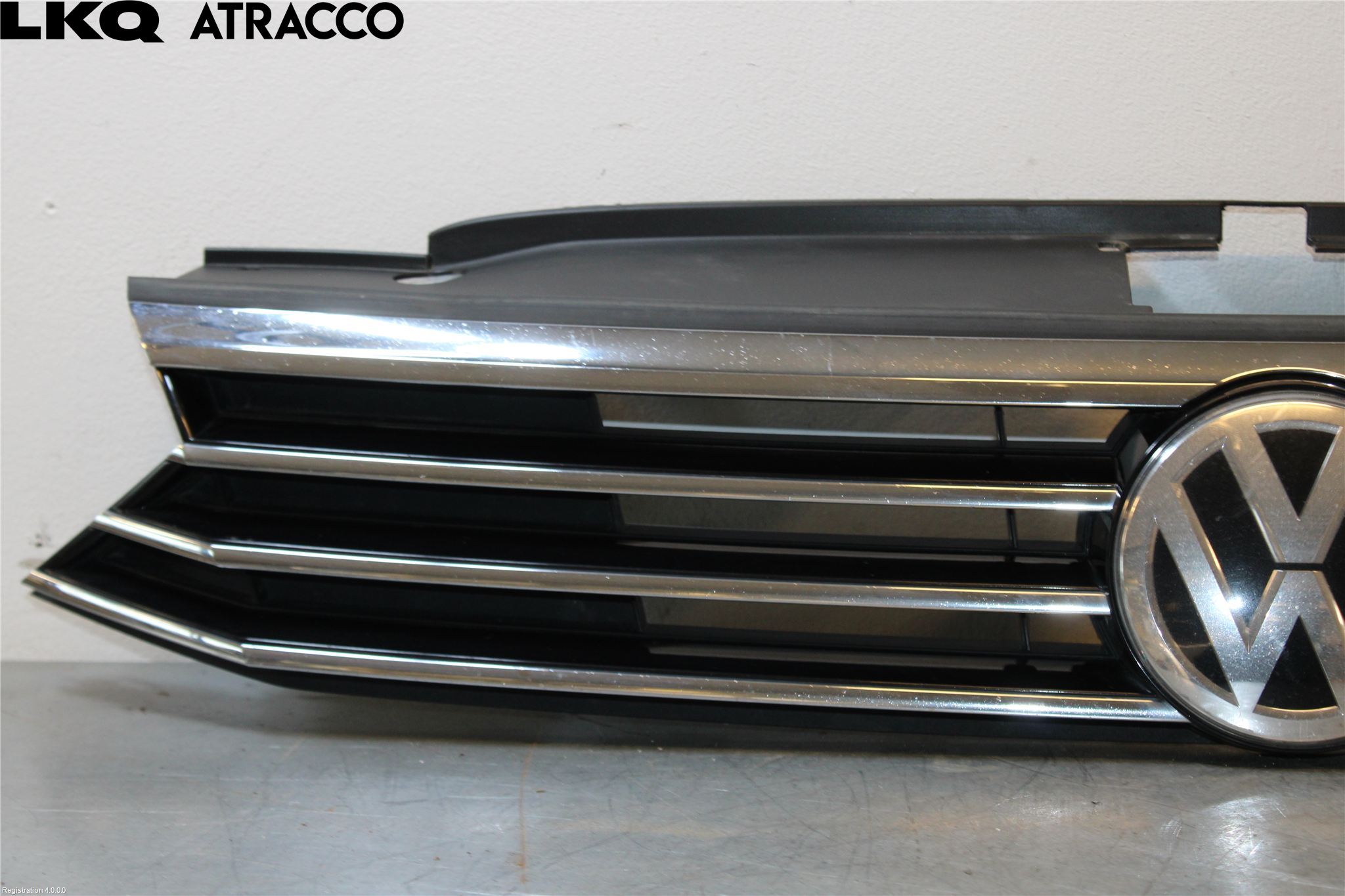 Volkswagen VW PASSAT 15-19 Grill Komp