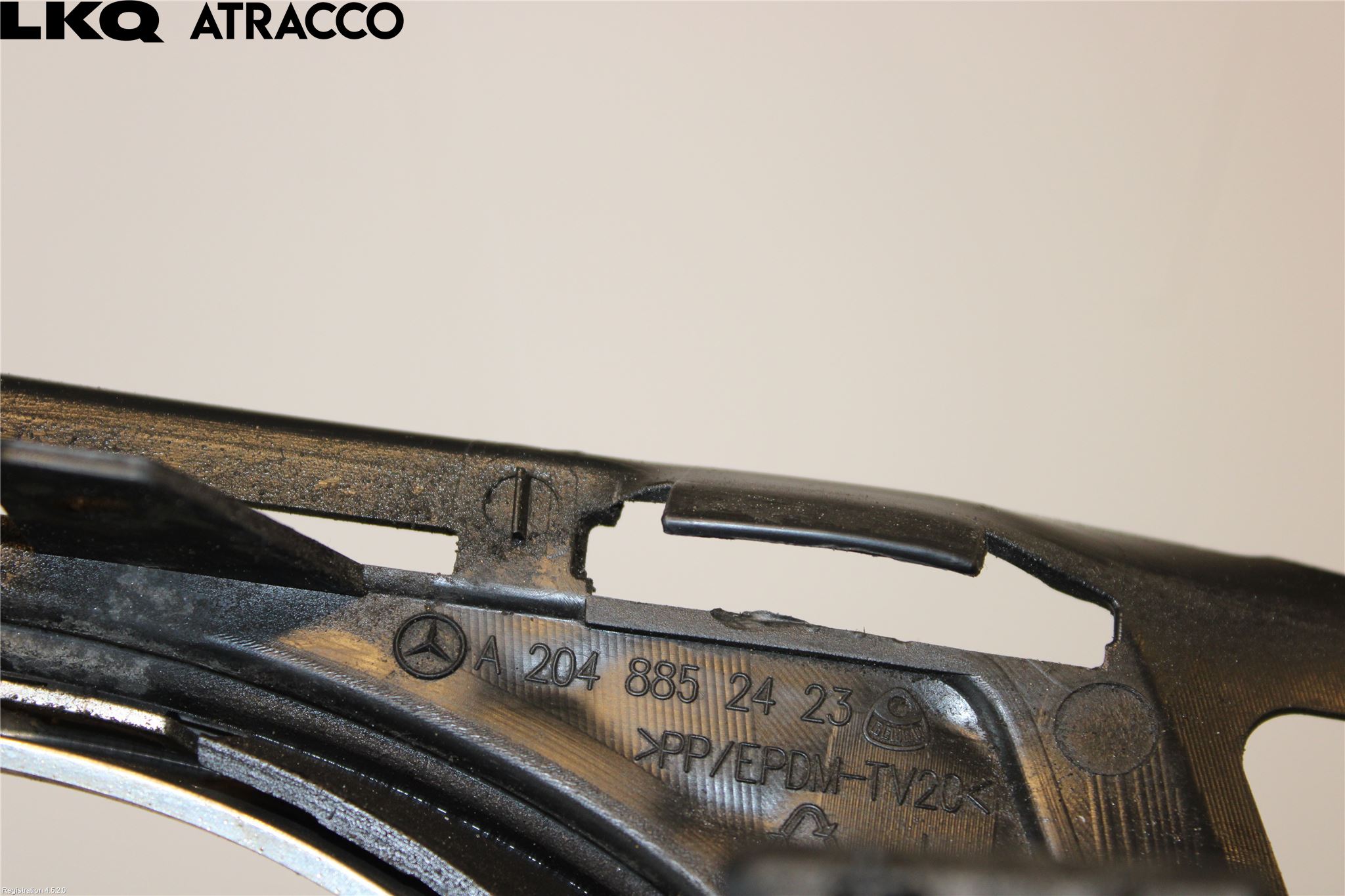 Mercedes-Benz MB C-KLASS (W204) 07-15 Dimljussarg Fram