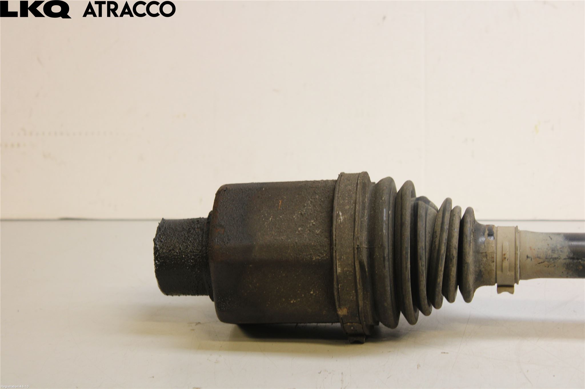 Volkswagen VW TRANSP/CARAVELLE (T6) 16-22 Drivaxel Fram Höger
