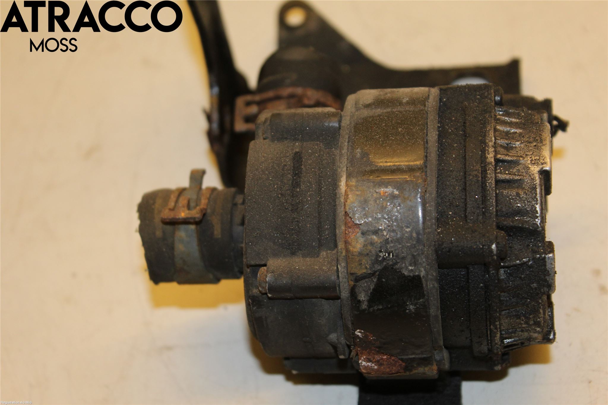 Volkswagen VW PASSAT 15-19 Vattenpump