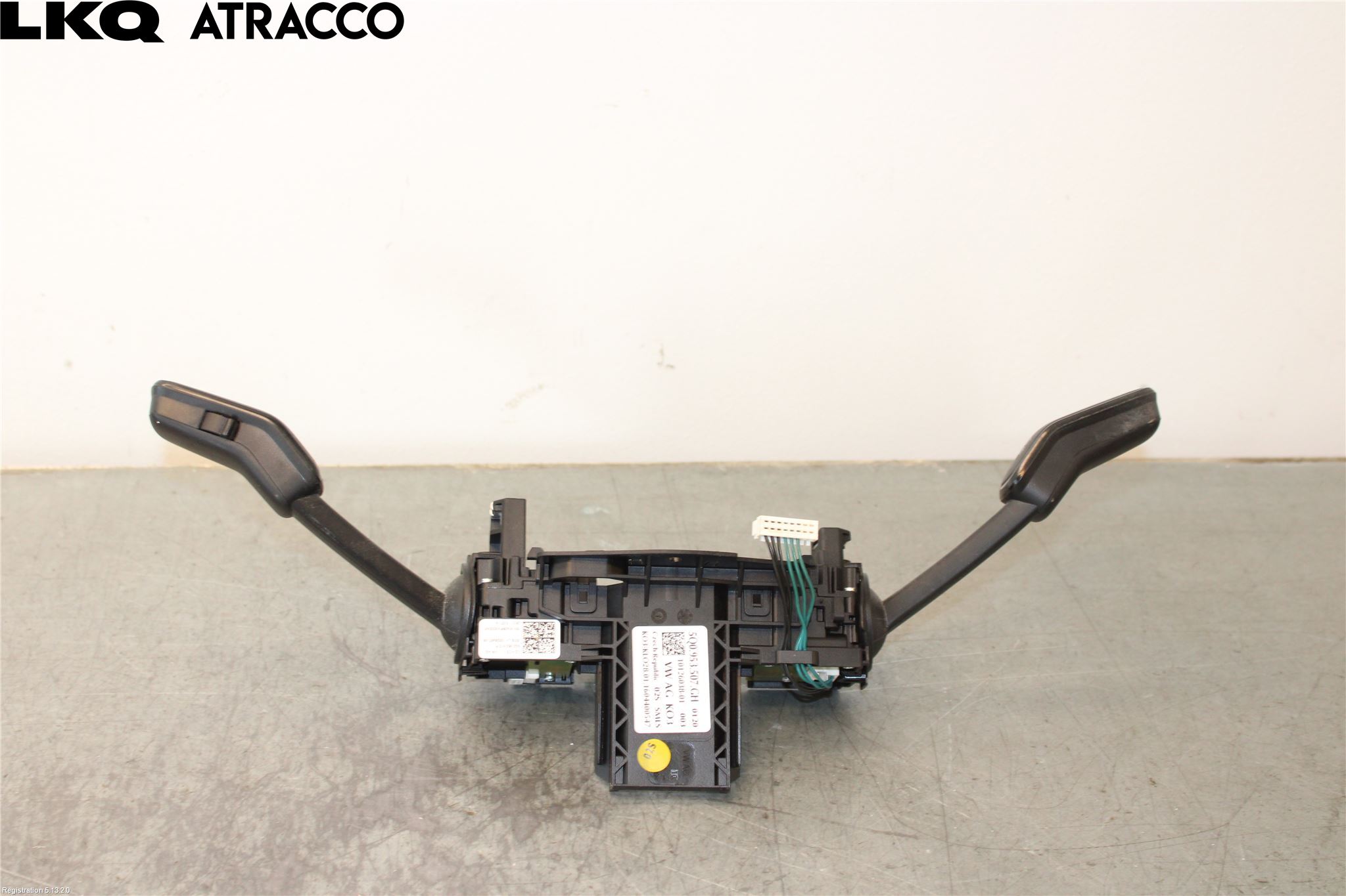 Volkswagen VW GOLF / E-GOLF VII 13-20 Spakcentral