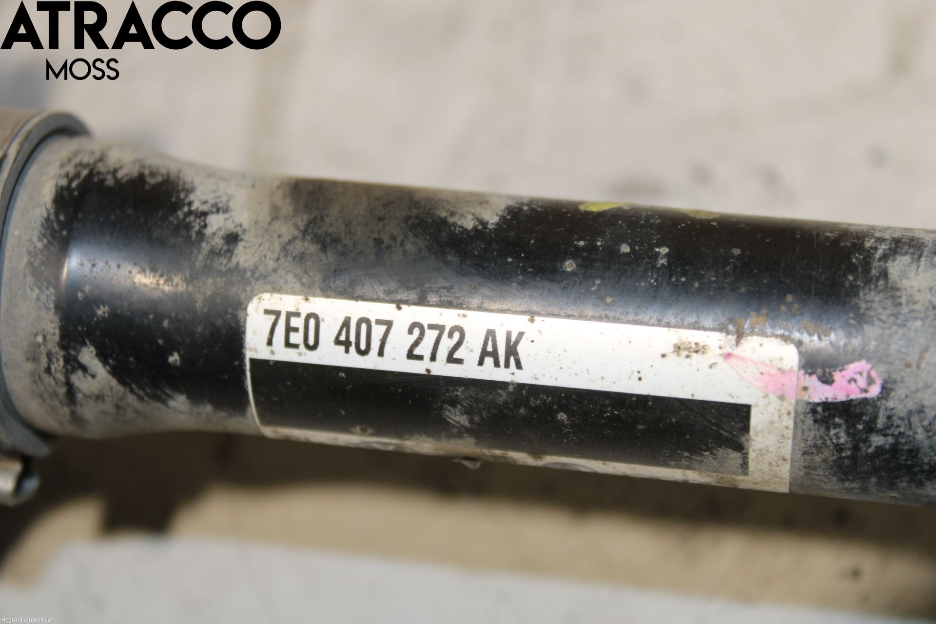Volkswagen VW TRANSP/CARAVELLE (T5) 04-15 Drivaxel Fram Höger