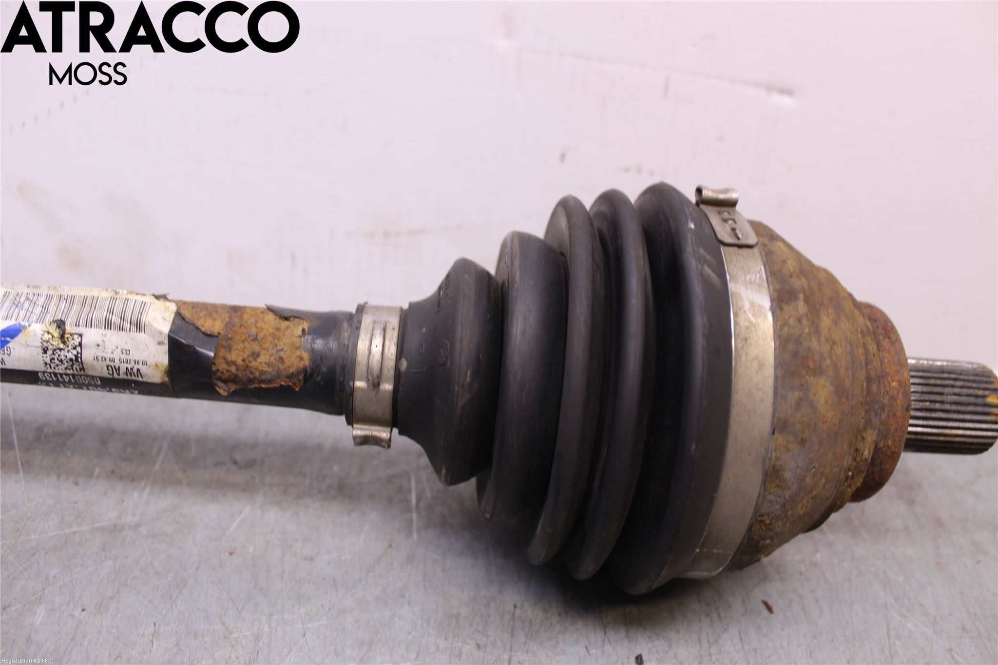 Volkswagen VW CADDY 16-20 Drivaxel Fram Vänster