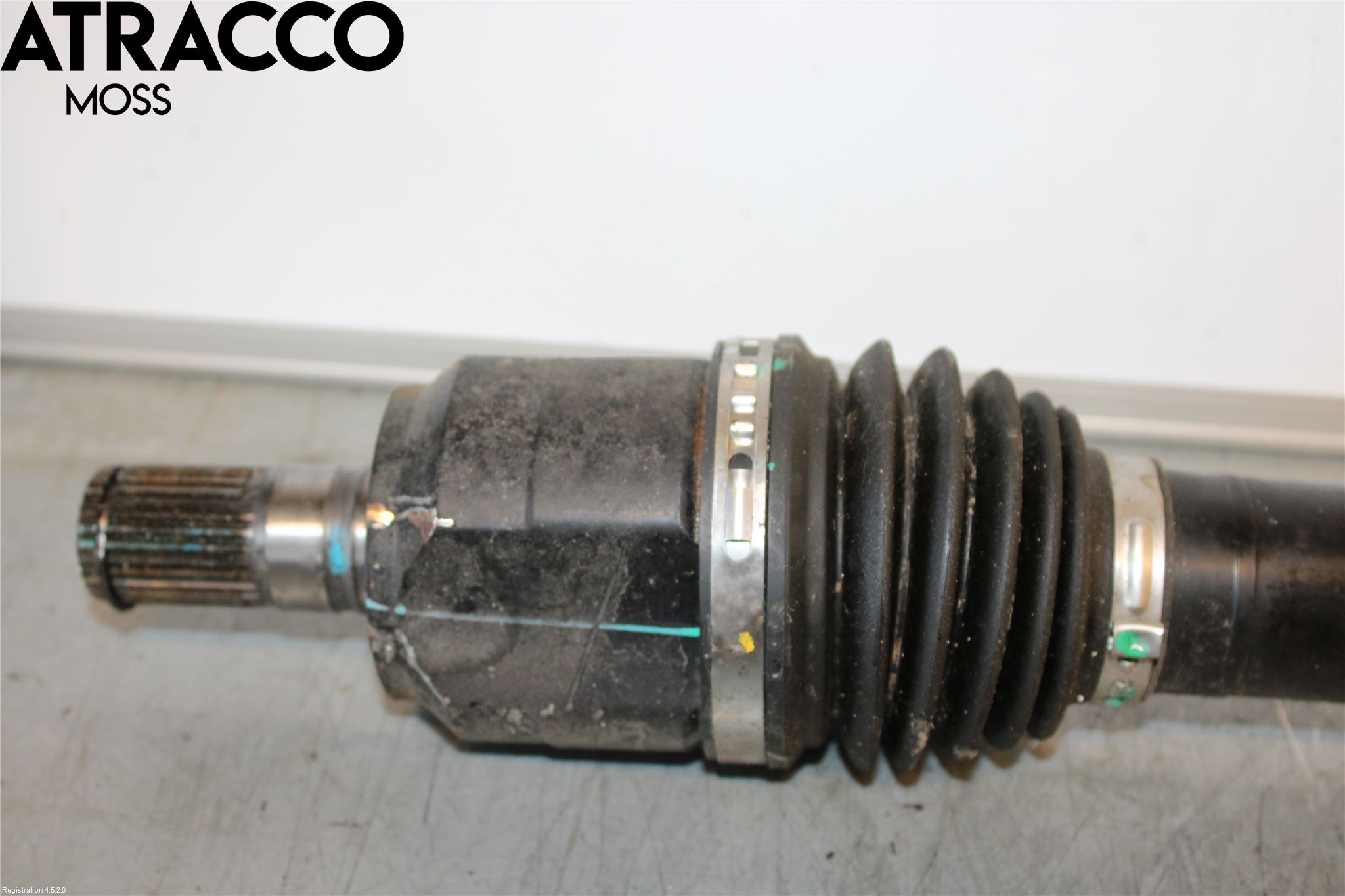 Kia OPTIMA 16-20 Drivaxel Fram Höger