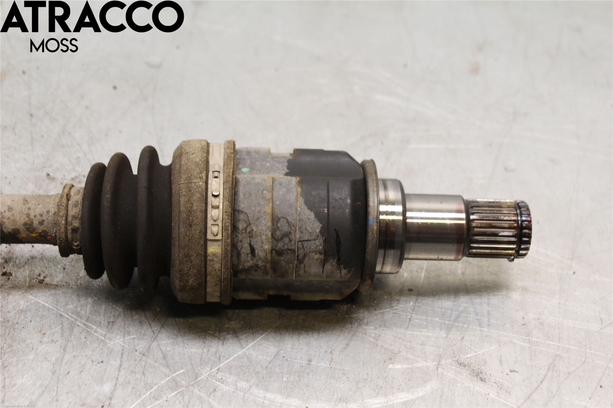Toyota AURIS 13-19 Drivaxel Fram Vänster