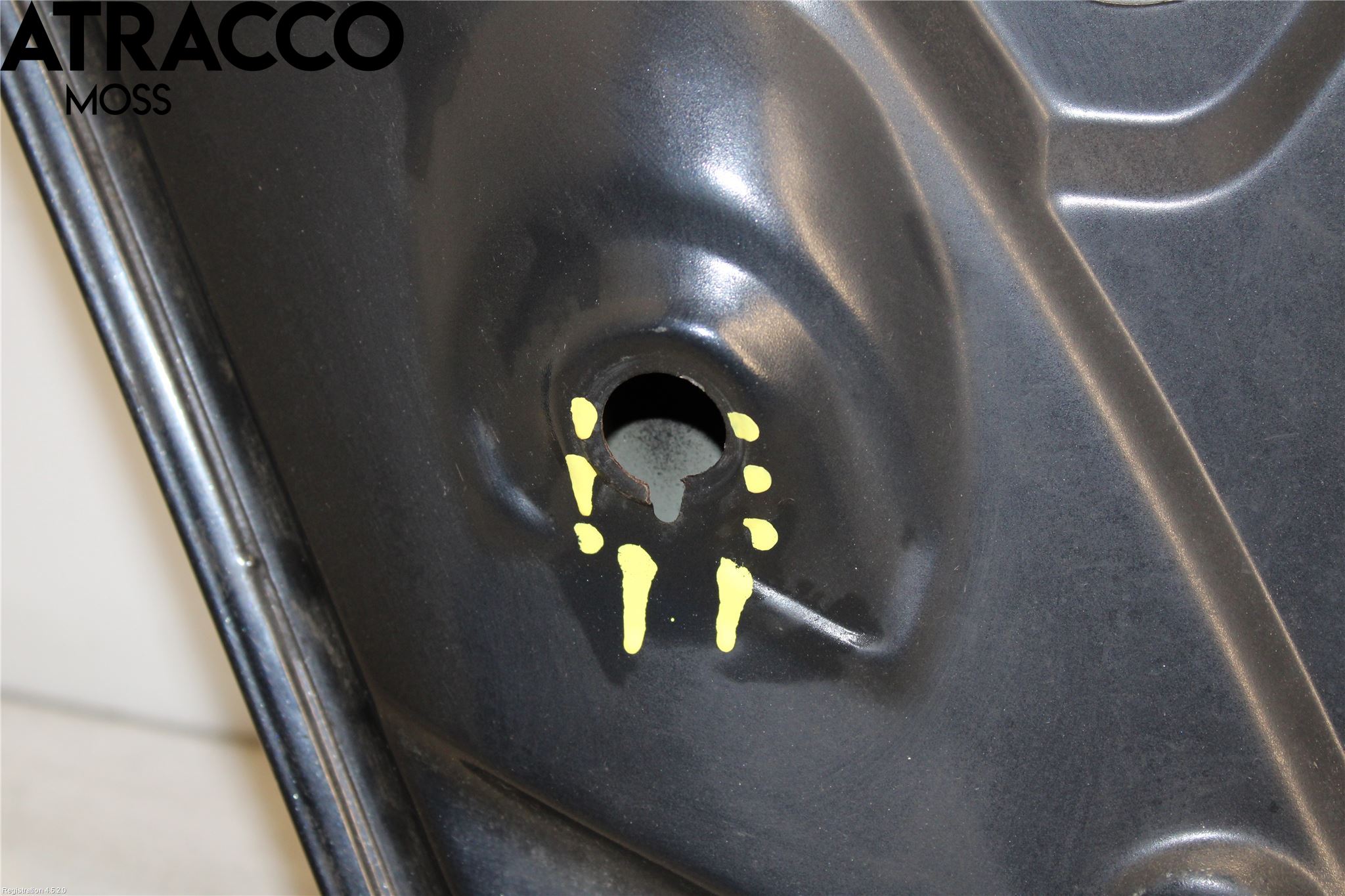 Ford FIESTA 09-12 Huv Fram