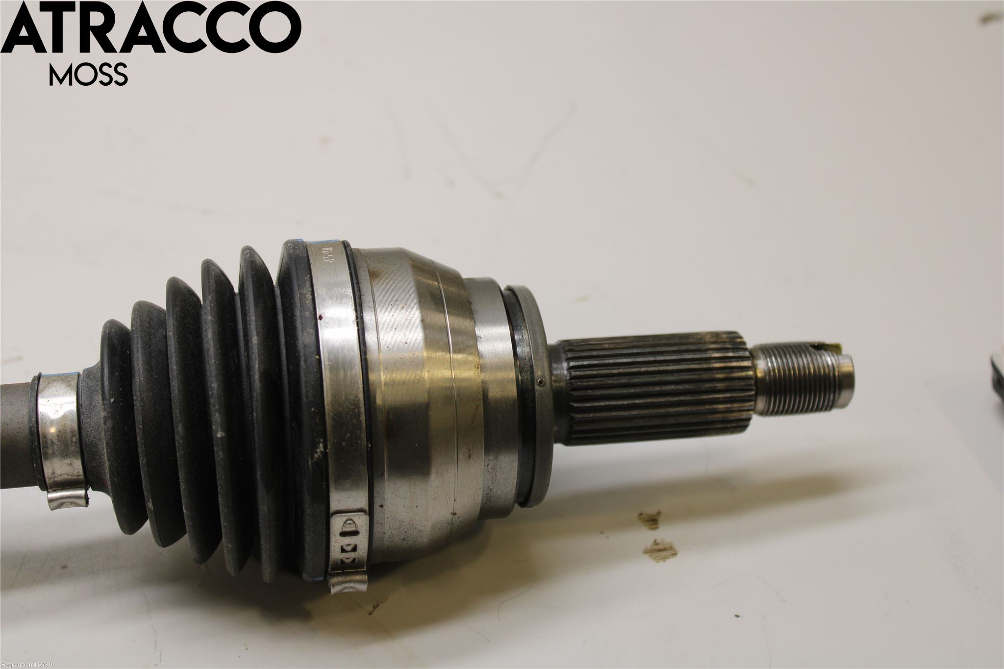 Hyundai KONA/ELECTRIC OS 18-23 Drivaxel Fram Höger