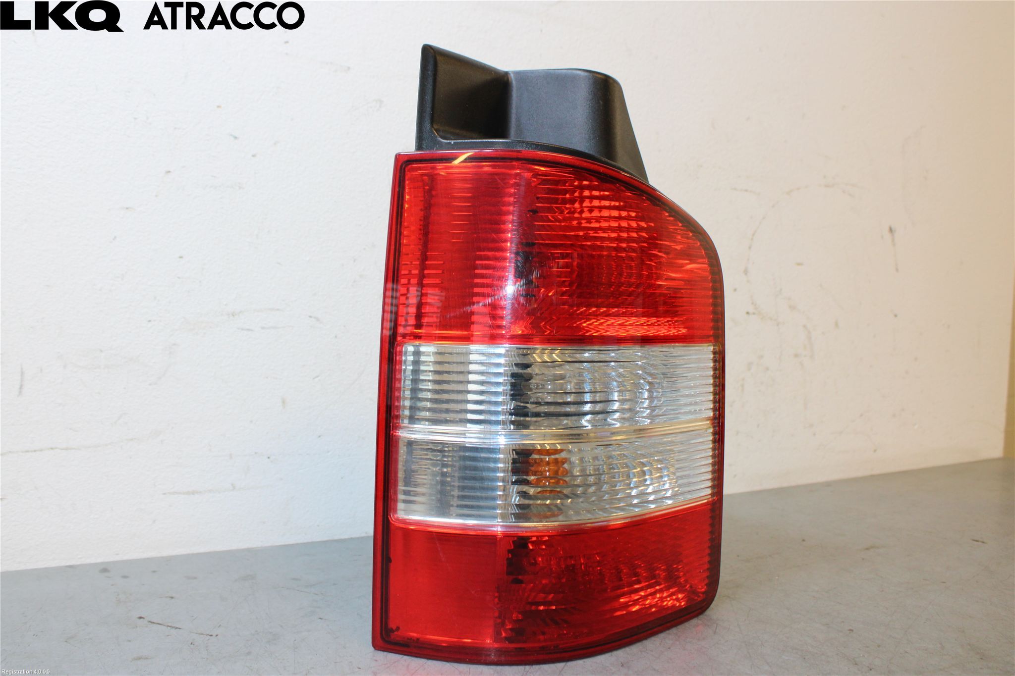 Volkswagen VW TRANSP/CARAVELLE (T5) 04-15 Bakljus Vänster