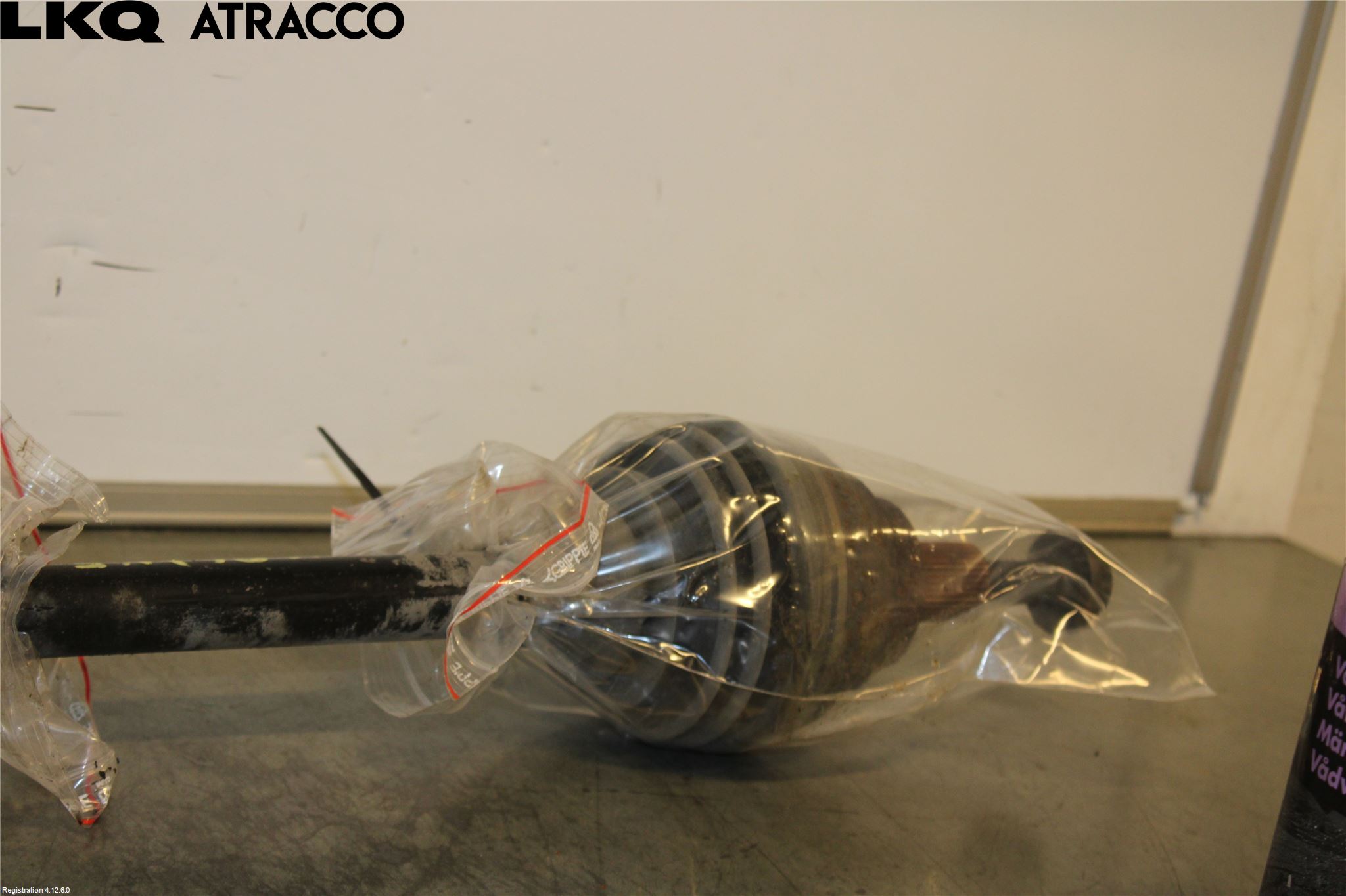 Volkswagen VW TIGUAN 07-16 Drivaxel Fram Vänster