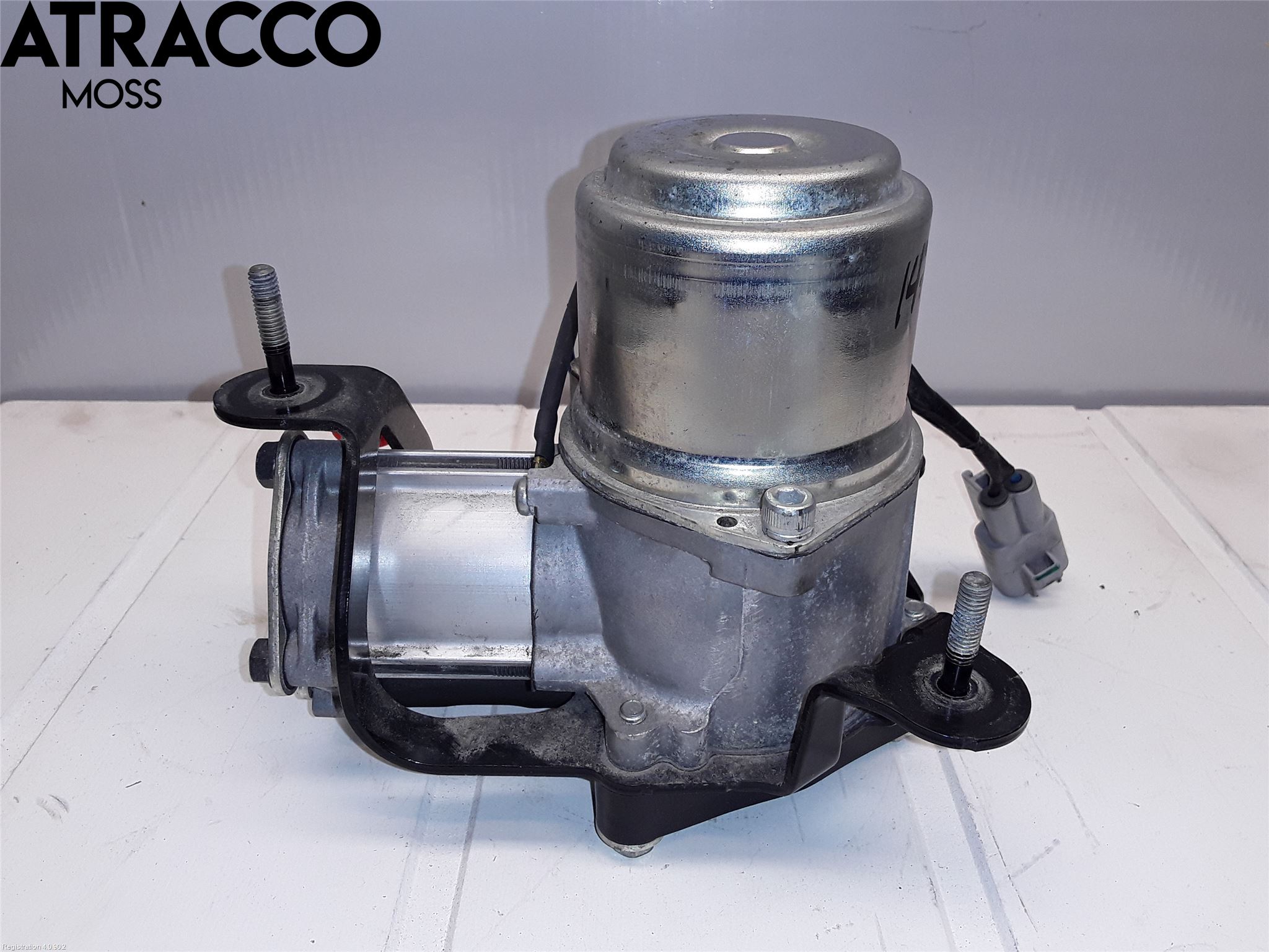 Mitsubishi OUTLANDER 13-21 Vakuumpump