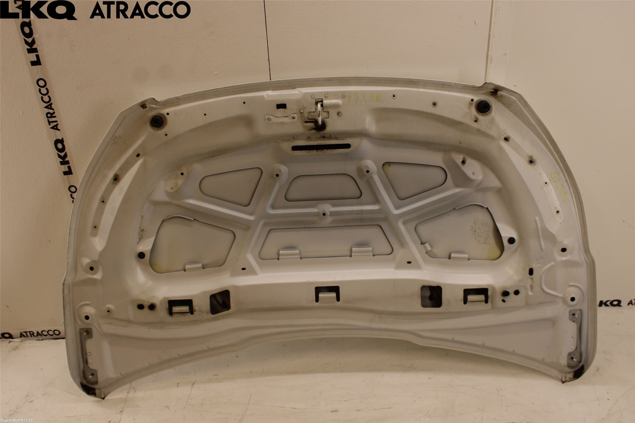 Peugeot 2008 13-20 Huv Fram